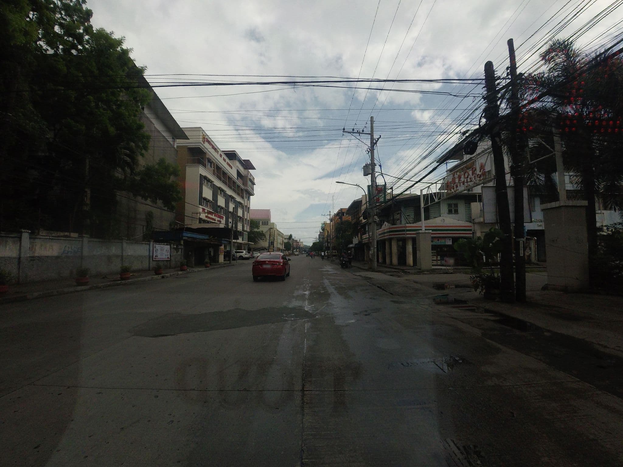 Street view near Hotel Lobby Highway 21 Hotel, Iloilo — © Kaart_Local (CC BY-SA · Mapillary)