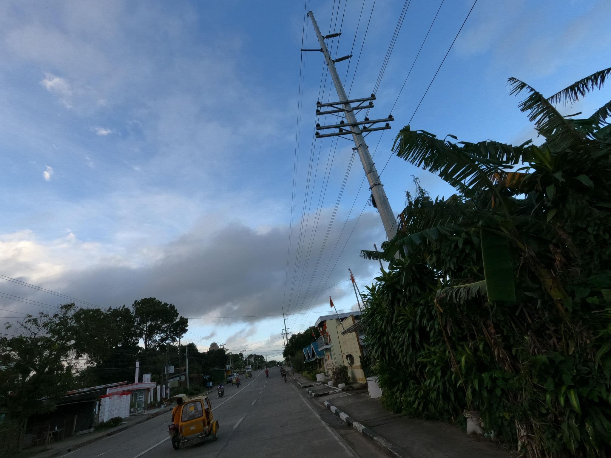 Street view near Sidewalkers Business Hotel, Santa Teresa — © GOwin (CC BY-SA · Mapillary)