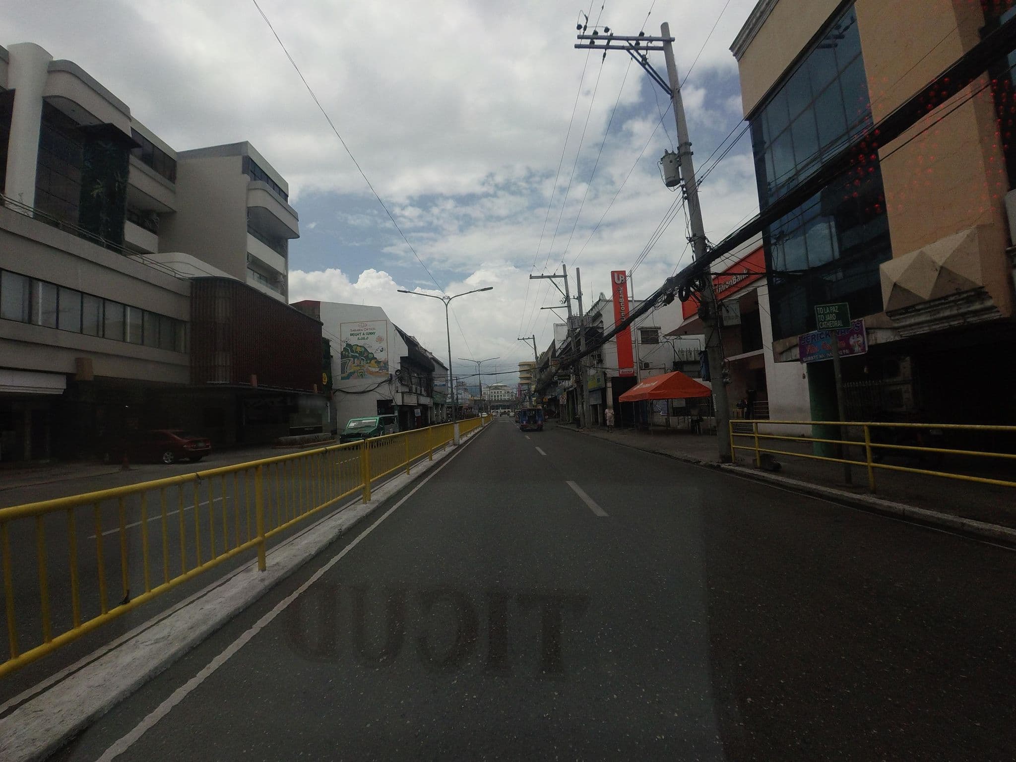 Street view near Amigo Terrace Hotel, Iloilo — © Kaart_Local (CC BY-SA · Mapillary)
