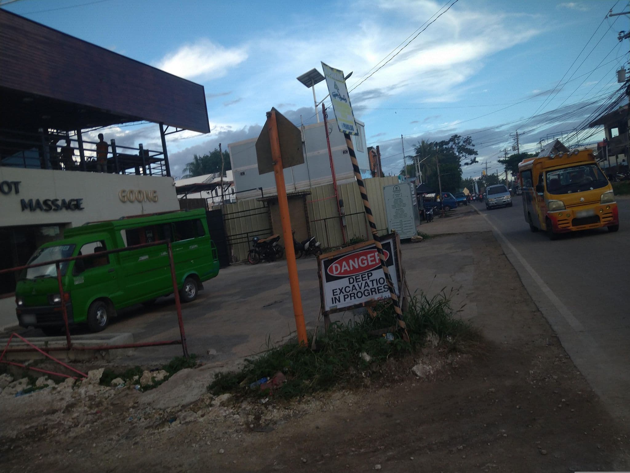 Street view near Have Fun Hotel, Tawala — © Vermut (CC BY-SA · Mapillary)