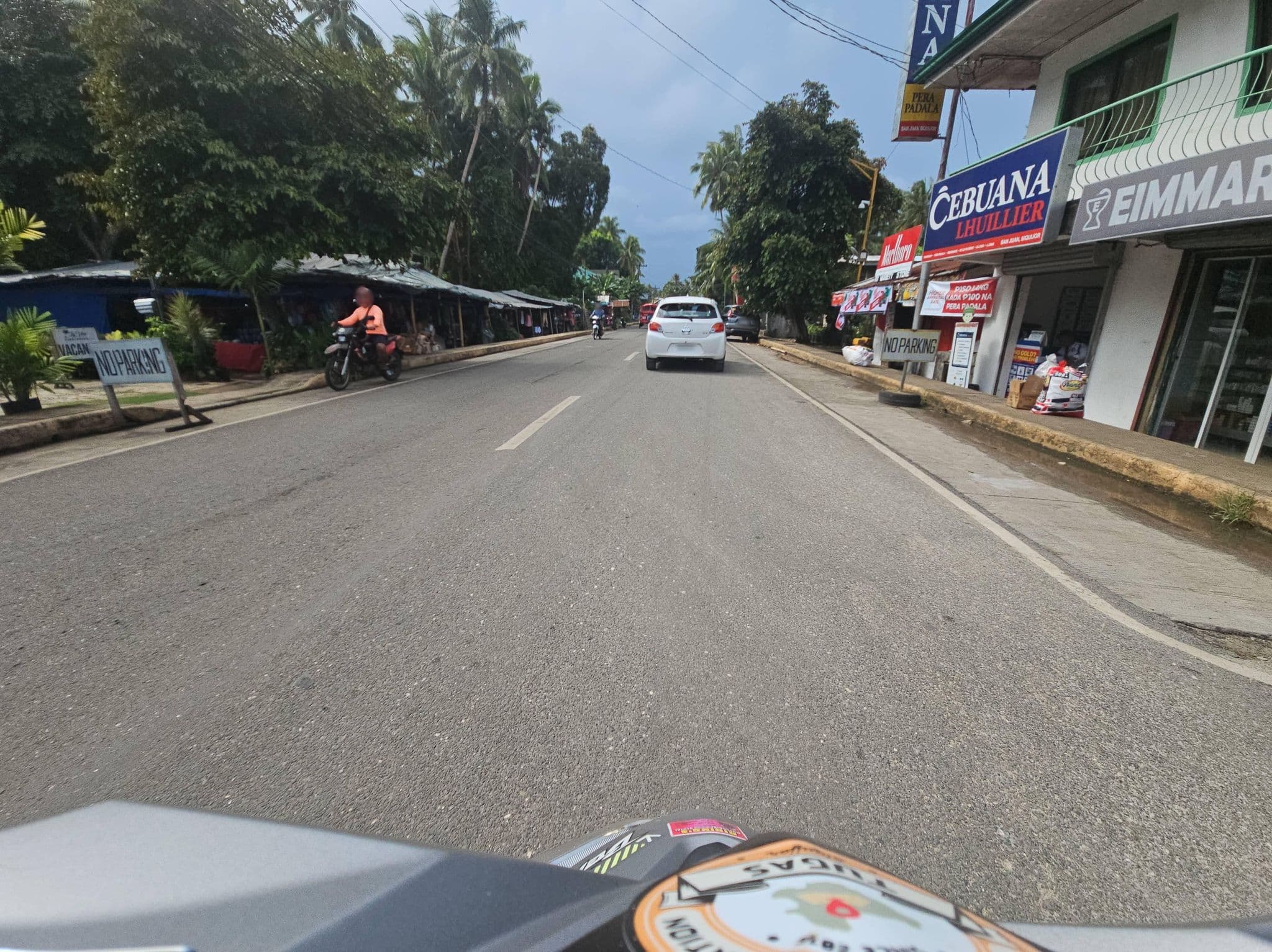 Street view near La Ven Guesthouse, Siquijor — © Jongkiko (CC BY-SA · Mapillary)