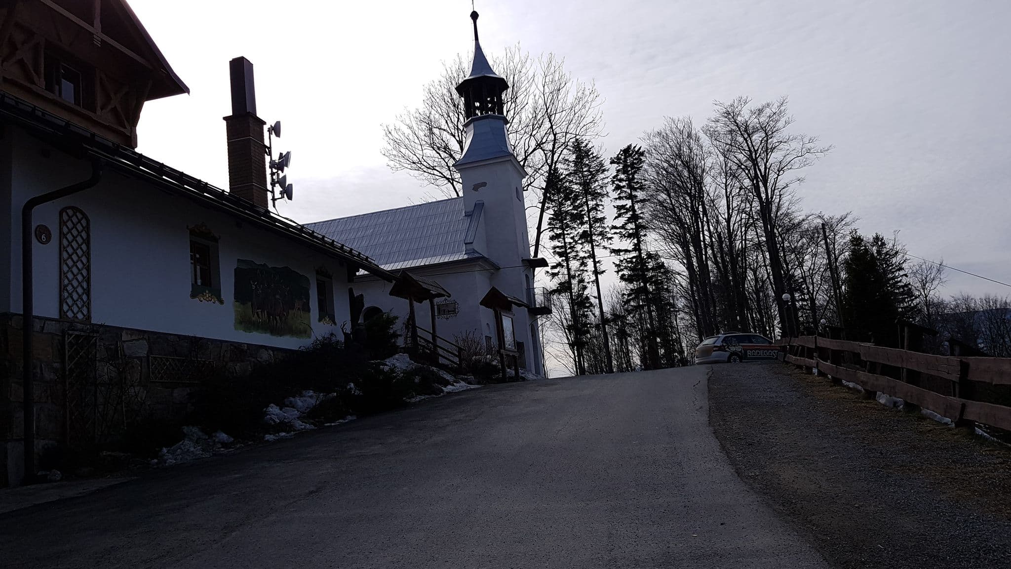 Street view near Hotel Křížový vrch, Jeseník — © richardc (CC BY-SA · Mapillary)
