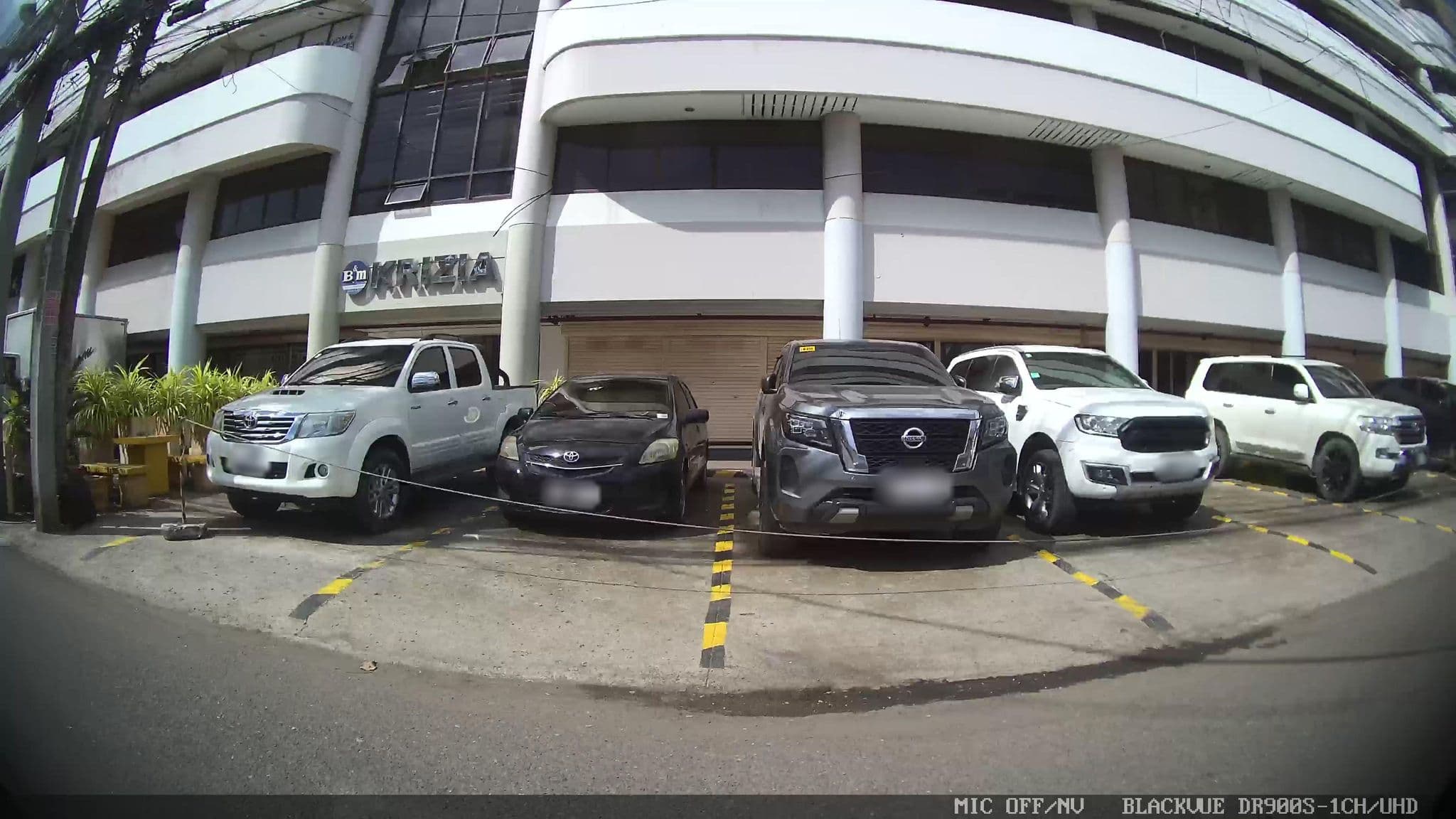 Street view near West Gorordo Hotel, Cebu City — © Kaart---LEFT (CC BY-SA · Mapillary)