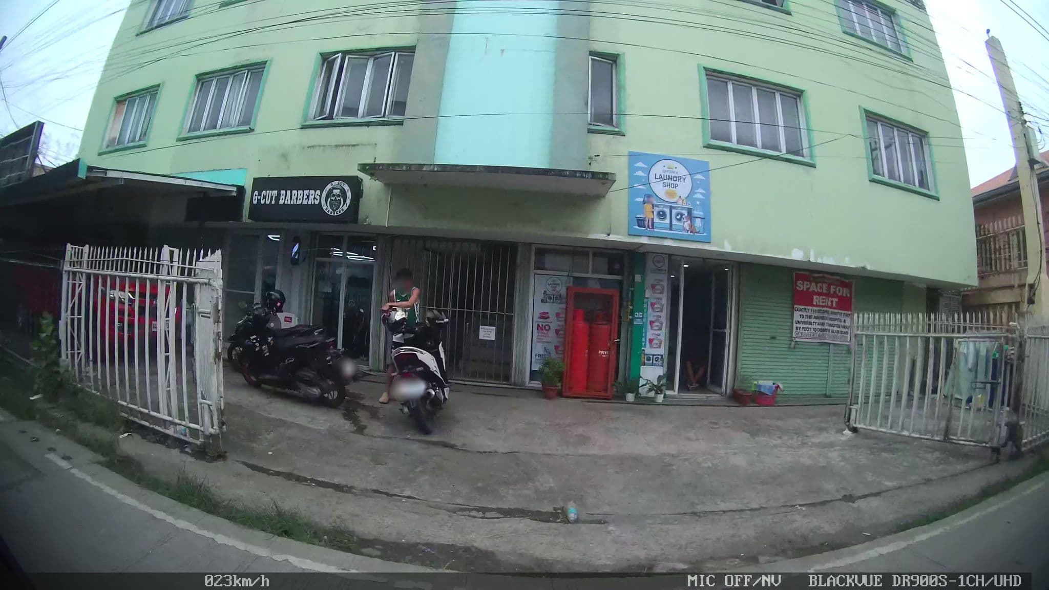 Street view near Jazmine's Place, Adlaon — © Kaart---RIGHT (CC BY-SA · Mapillary)