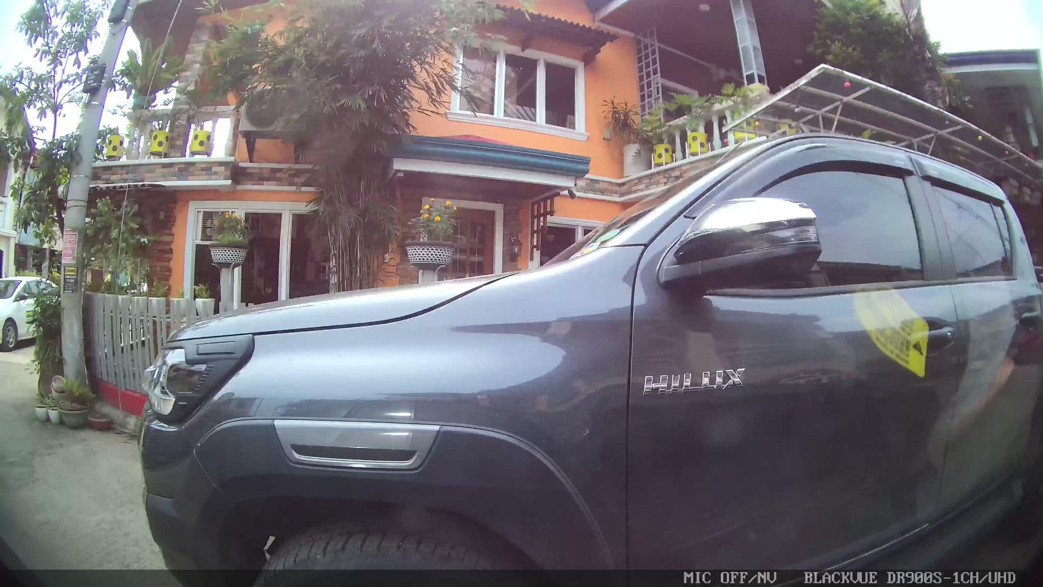 Street view near Yuleses Beach Resort, Talisay — © Kaart---LEFT (CC BY-SA · Mapillary)