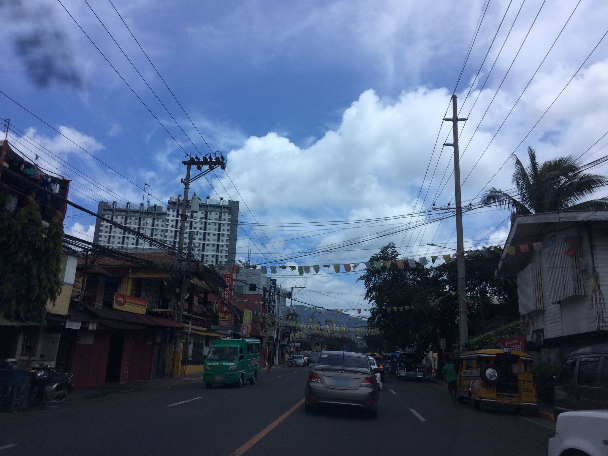 Street view near TR3ATS guesthouse, Cebu City — © ill (CC BY-SA · Mapillary)