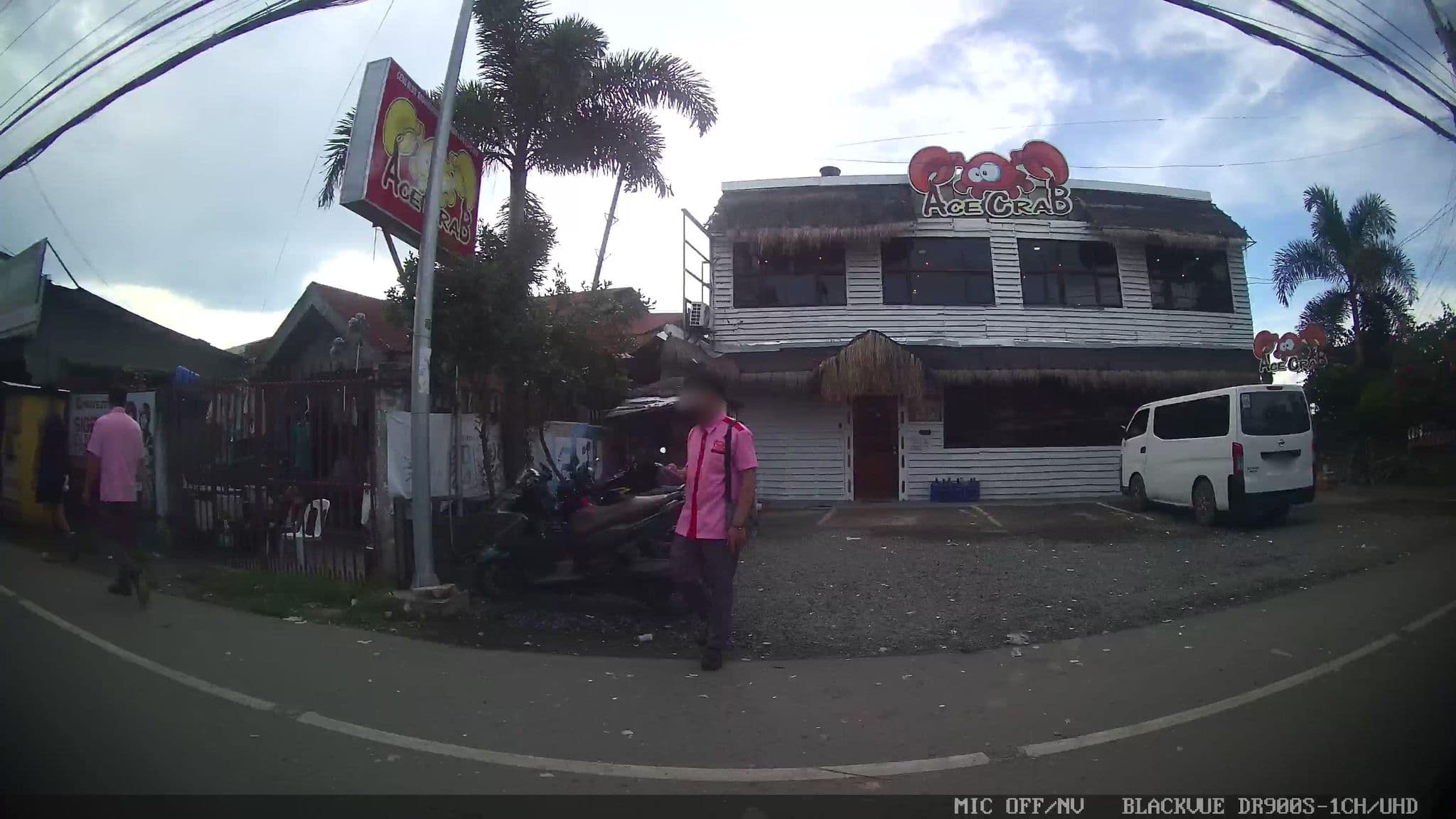 Street view near Dechino's Palace Resort & Spa, Lapu-Lapu City — © Kaart---RIGHT (CC BY-SA · Mapillary)