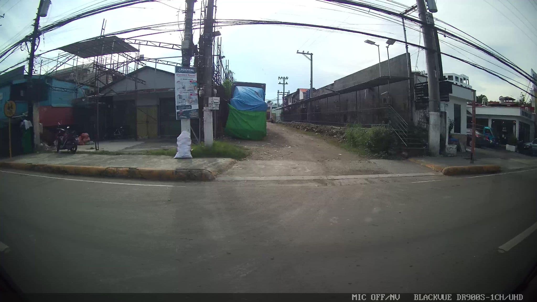 Street view near Felicity Island Hotel, Lapu-Lapu City — © Kaart---RIGHT (CC BY-SA · Mapillary)