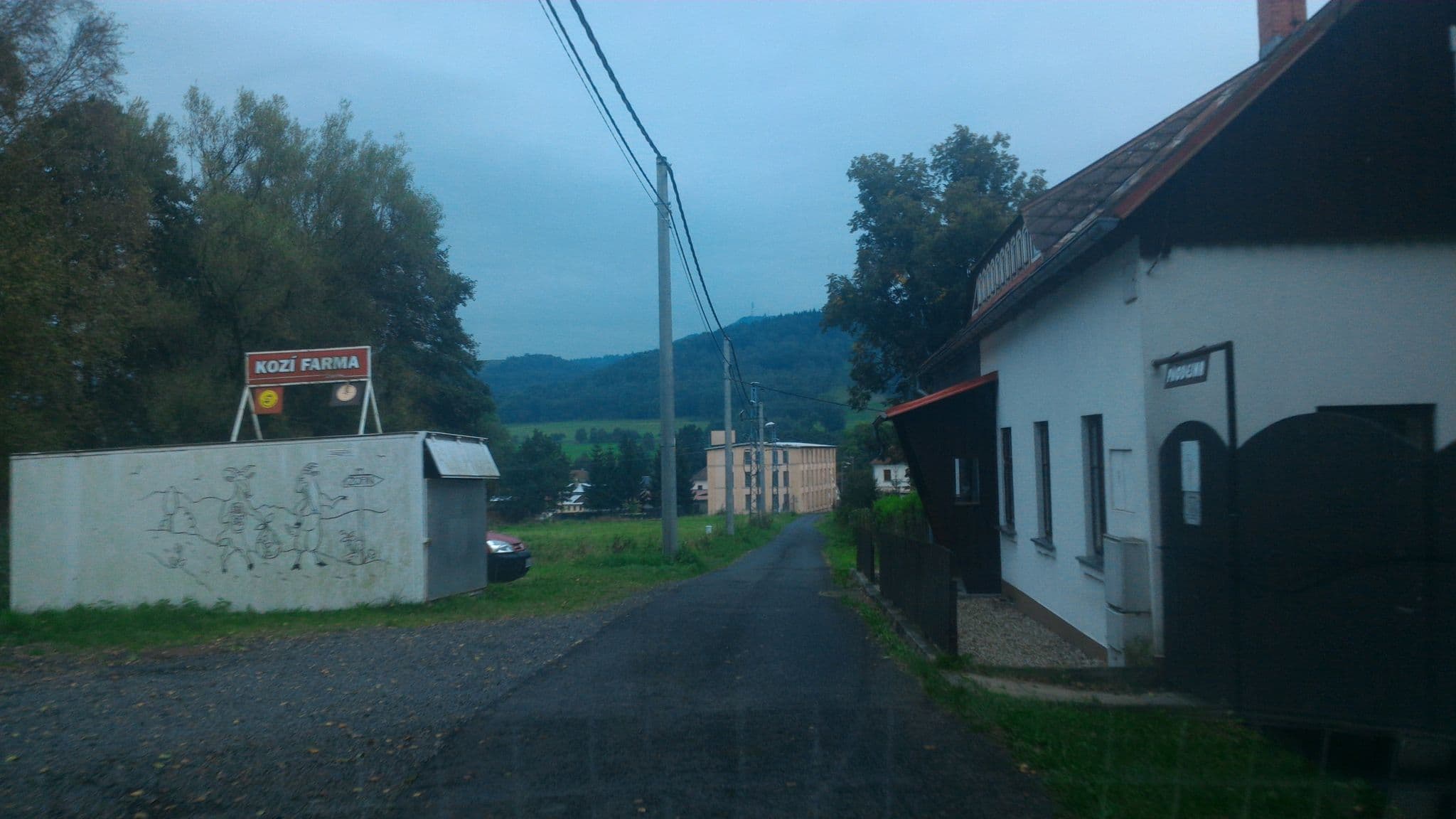 Street view near Kozí farma Žofín, Dolní Podluží — © fell3 (CC BY-SA · Mapillary)