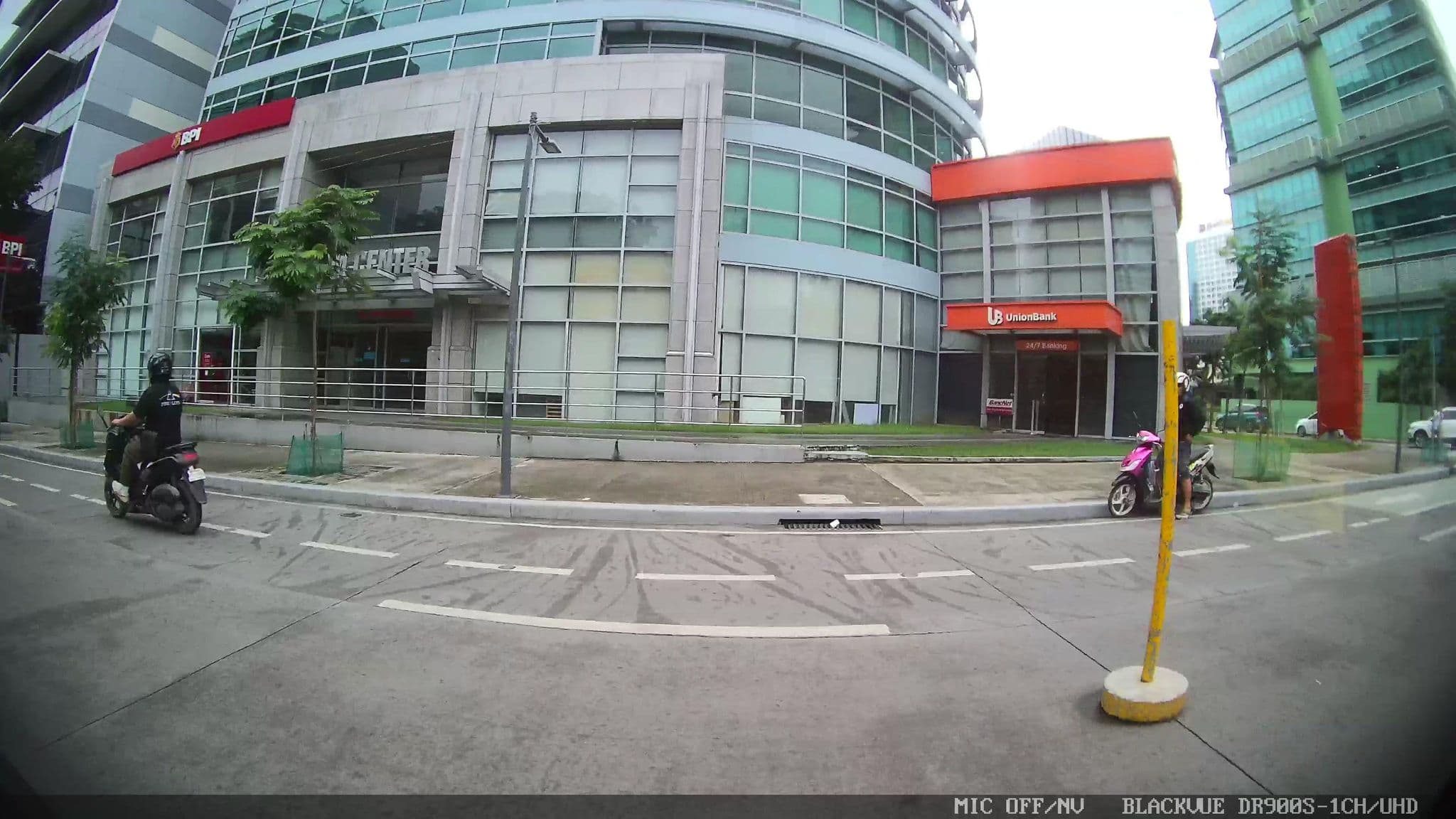 Street view near Marriot Hotel front desk, Baugo — © Kaart---LEFT (CC BY-SA · Mapillary)