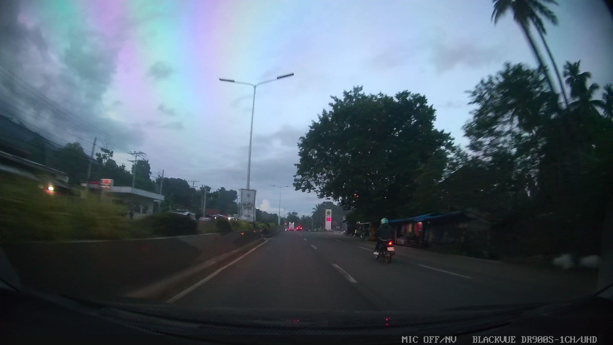 Street view near Jewel's Pension House, Takub — © Kaart---FRONT (CC BY-SA · Mapillary)