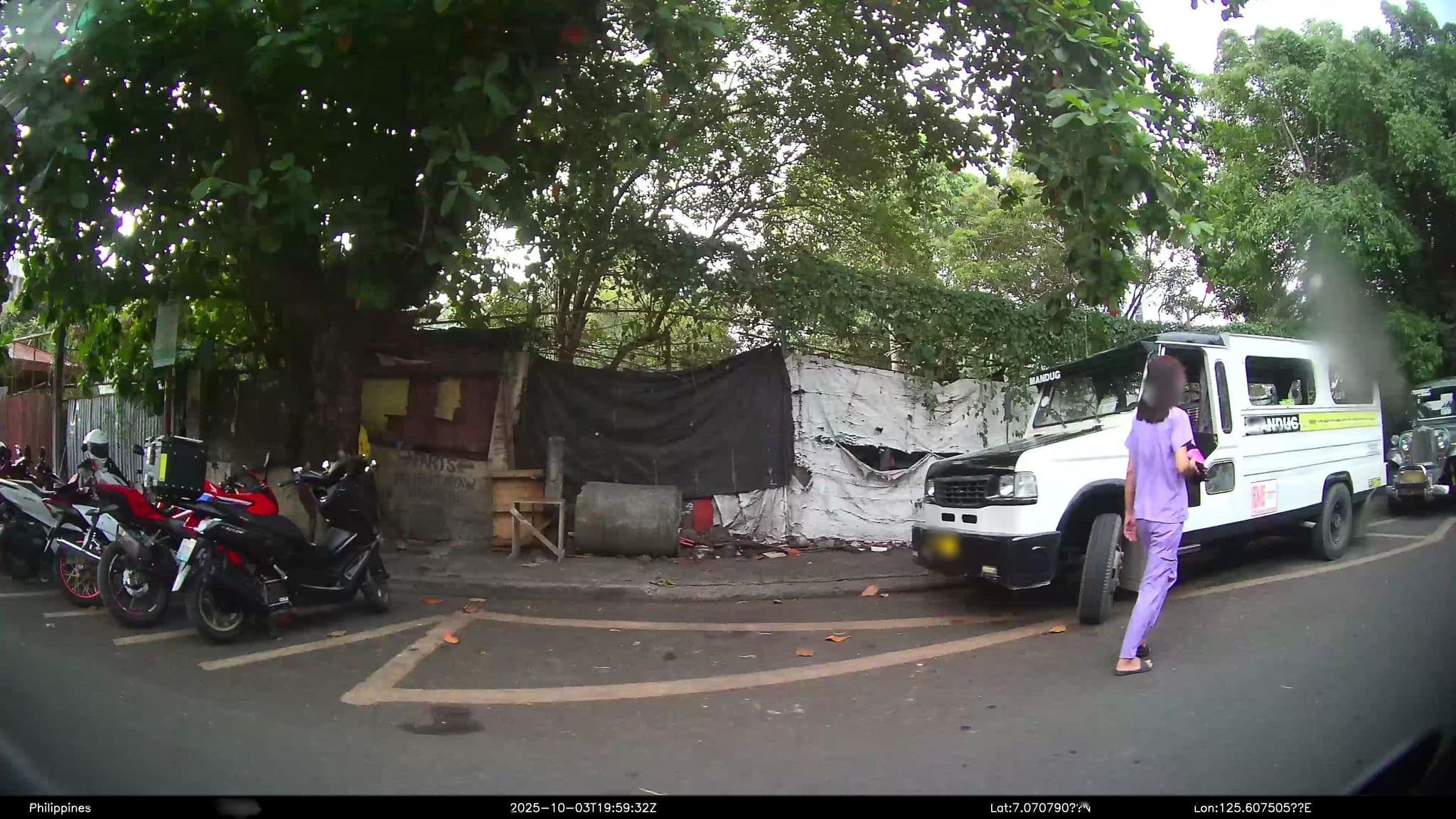 Street view near Room 252 The Apo View Hotel, Davao — © kaart_3 (CC BY-SA · Mapillary)