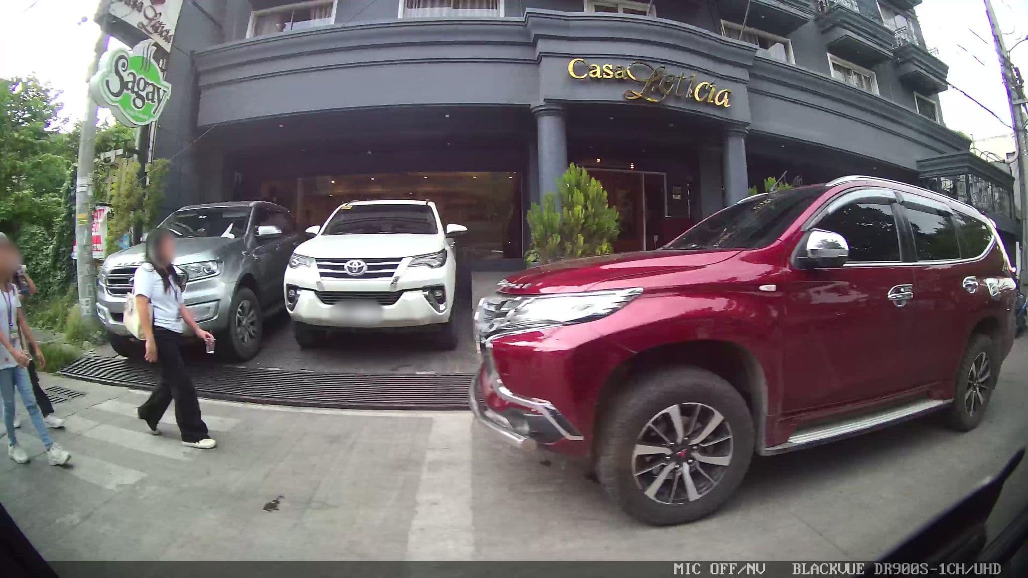 Street view near garden pavillion, Davao — © Kaart---RIGHT (CC BY-SA · Mapillary)