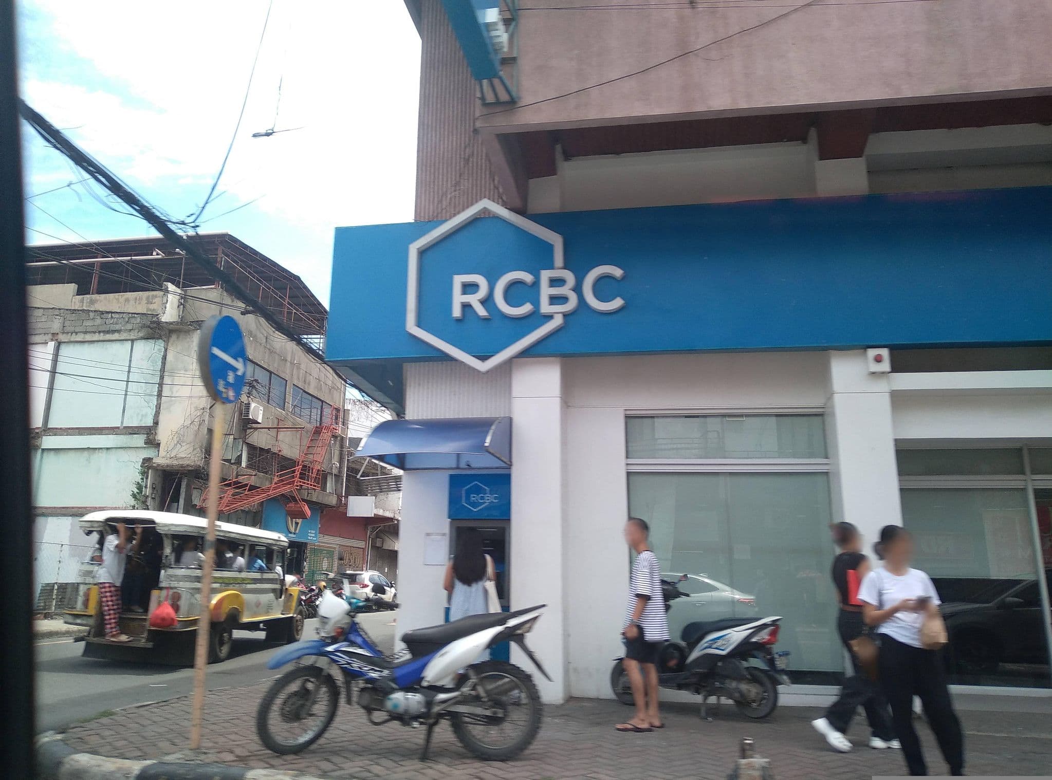 Street view near Willshire, Cagayan de Oro — © joyceeemaeee (CC BY-SA · Mapillary)