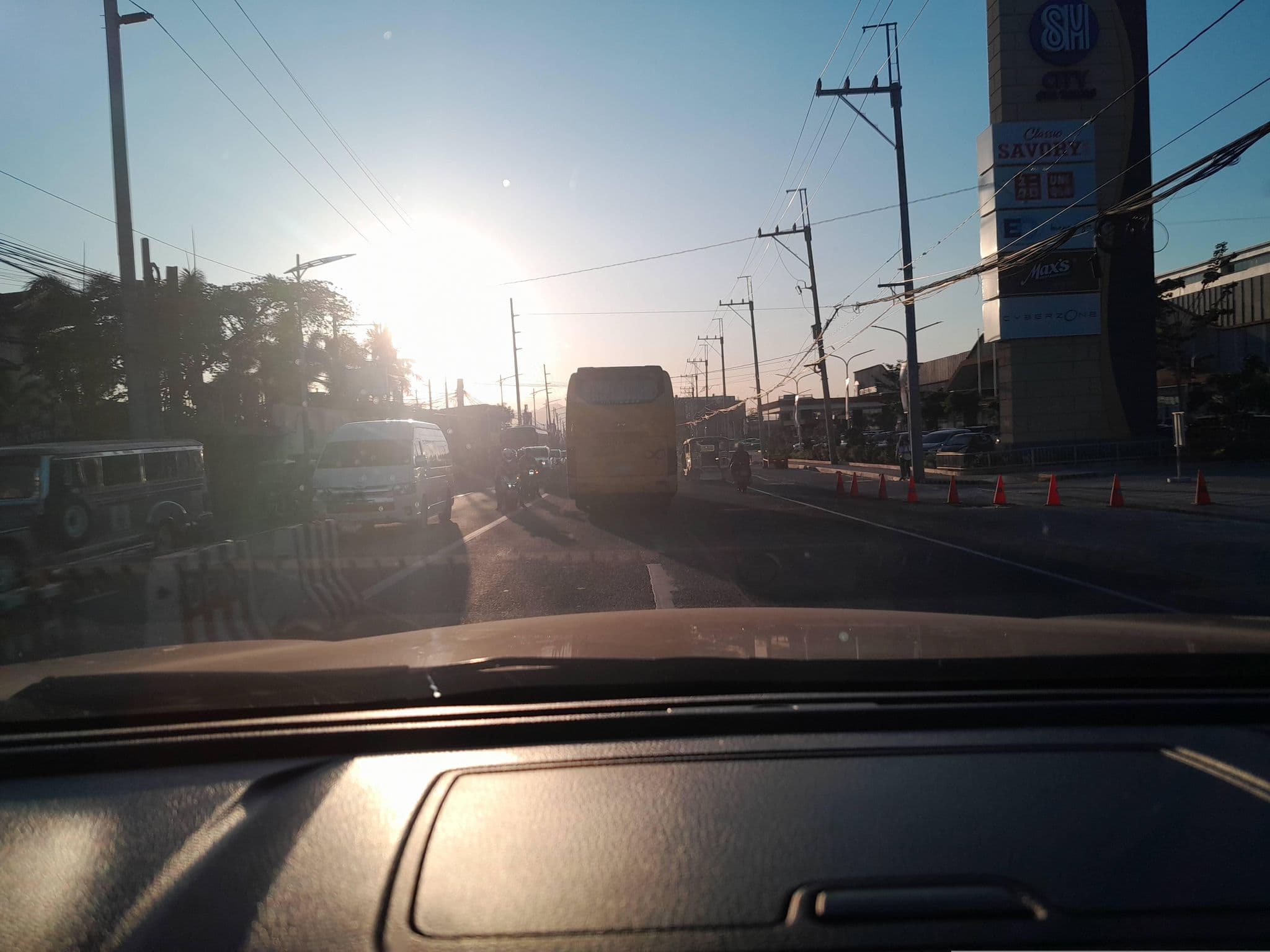 Street view near Plumeri Resort, Santo Tomas — © ericb1983 (CC BY-SA · Mapillary)