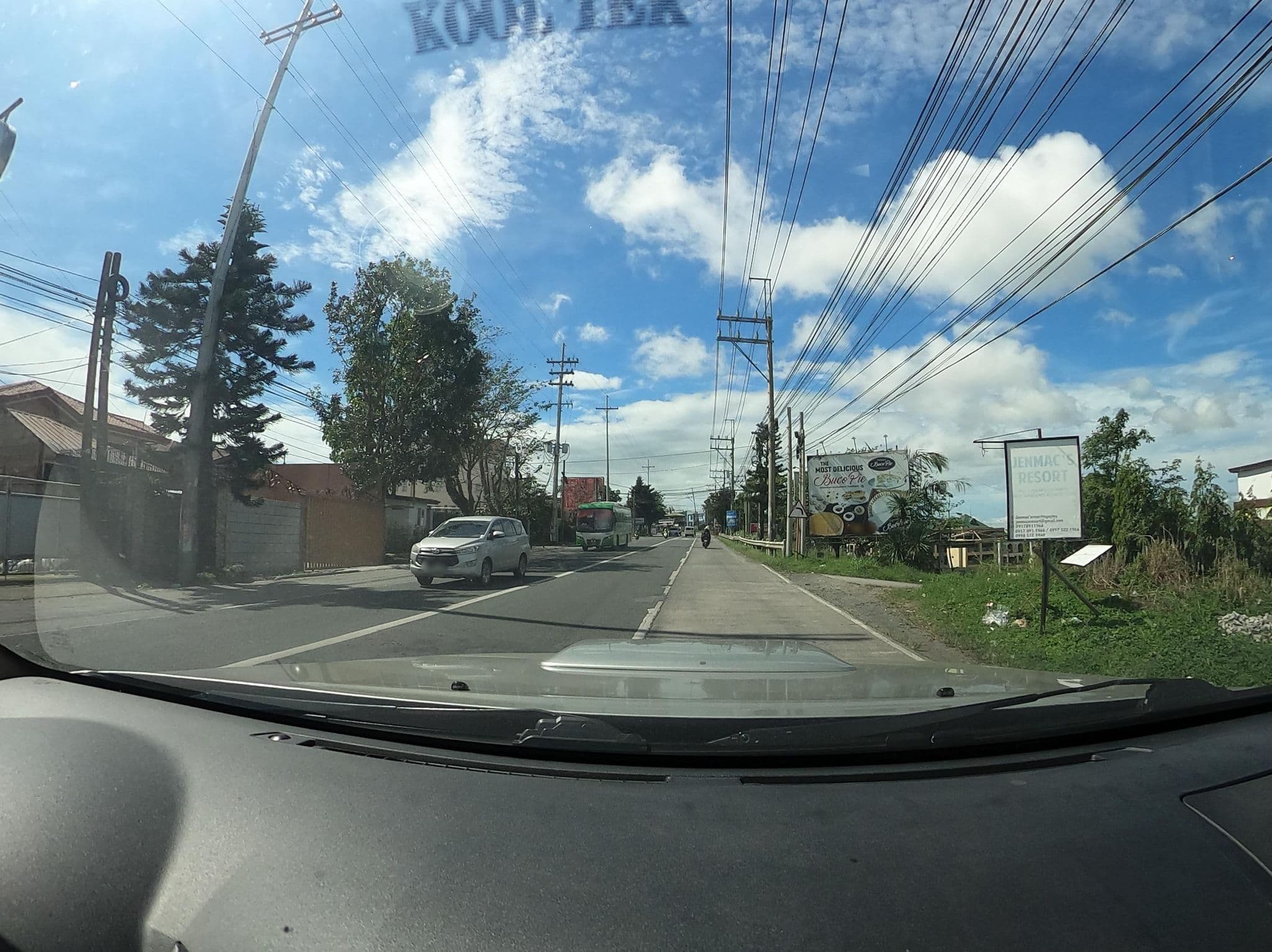 Street view near Sarah Bed and Breakfast, Luksuhin — © msejdr (CC BY-SA · Mapillary)