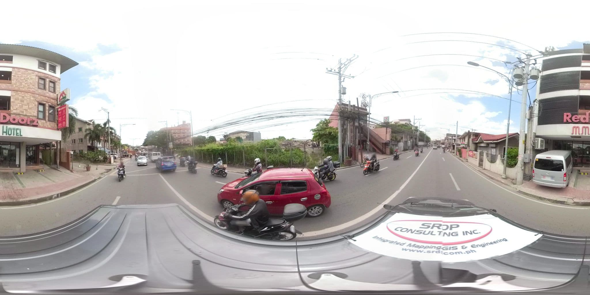 Street view near Mm Hotel (Red Doorz), Las Piñas — © srdpmapping (CC BY-SA · Mapillary)