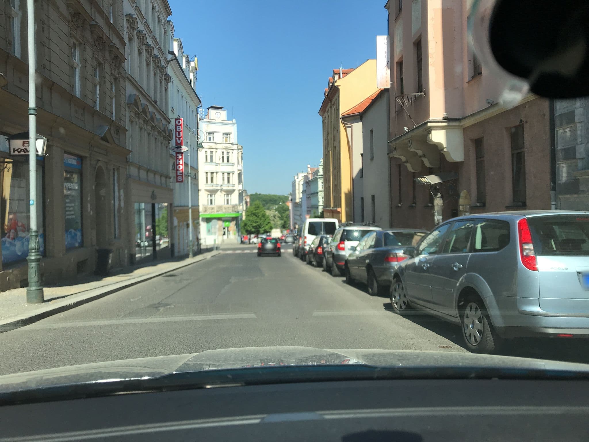 Street view near Hotel Pilgrim, Karlovy Vary — © atze777 (CC BY-SA · Mapillary)