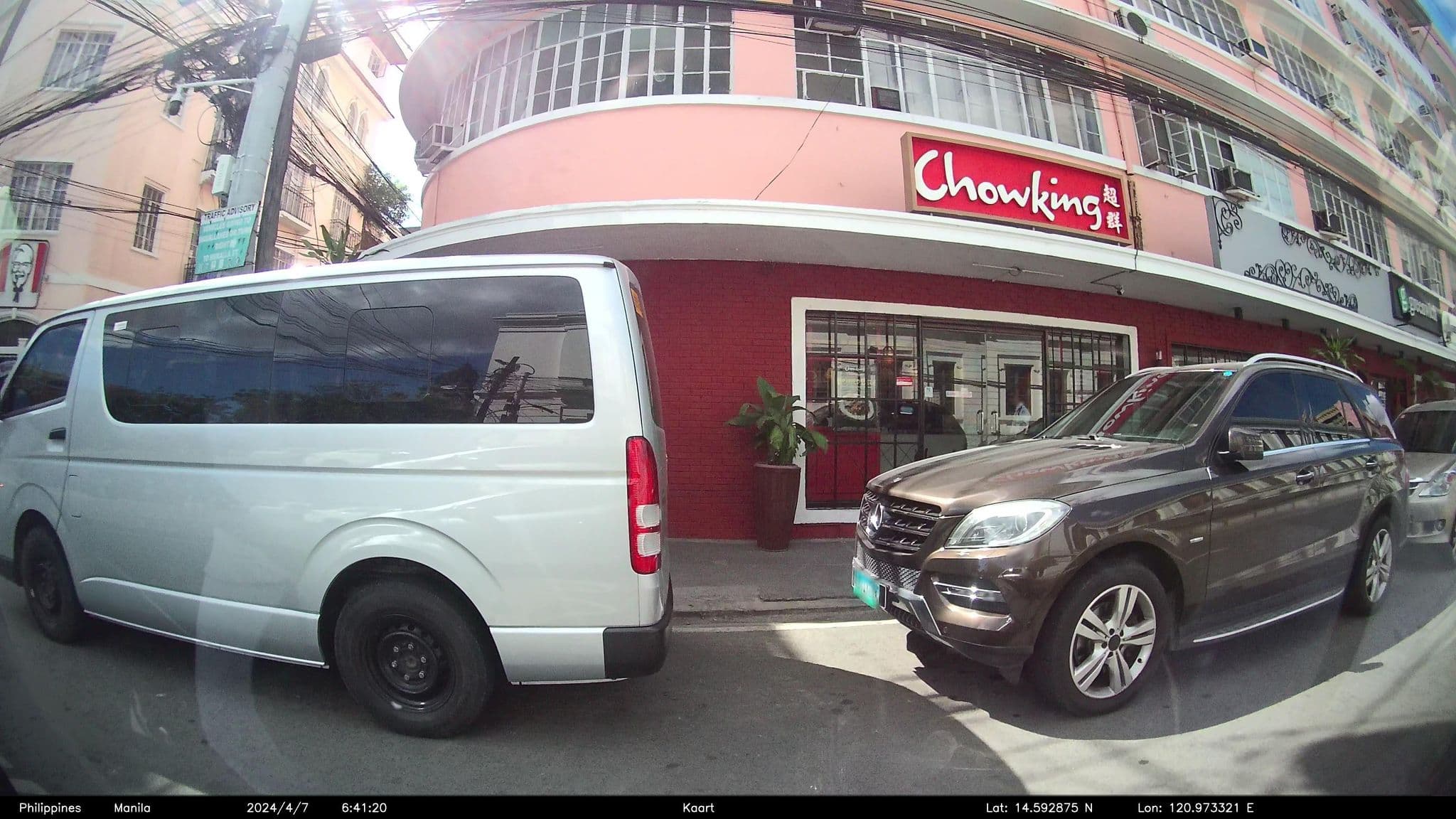 Street view near White Knight Hotel, Port Area — © kaart_4 (CC BY-SA · Mapillary)