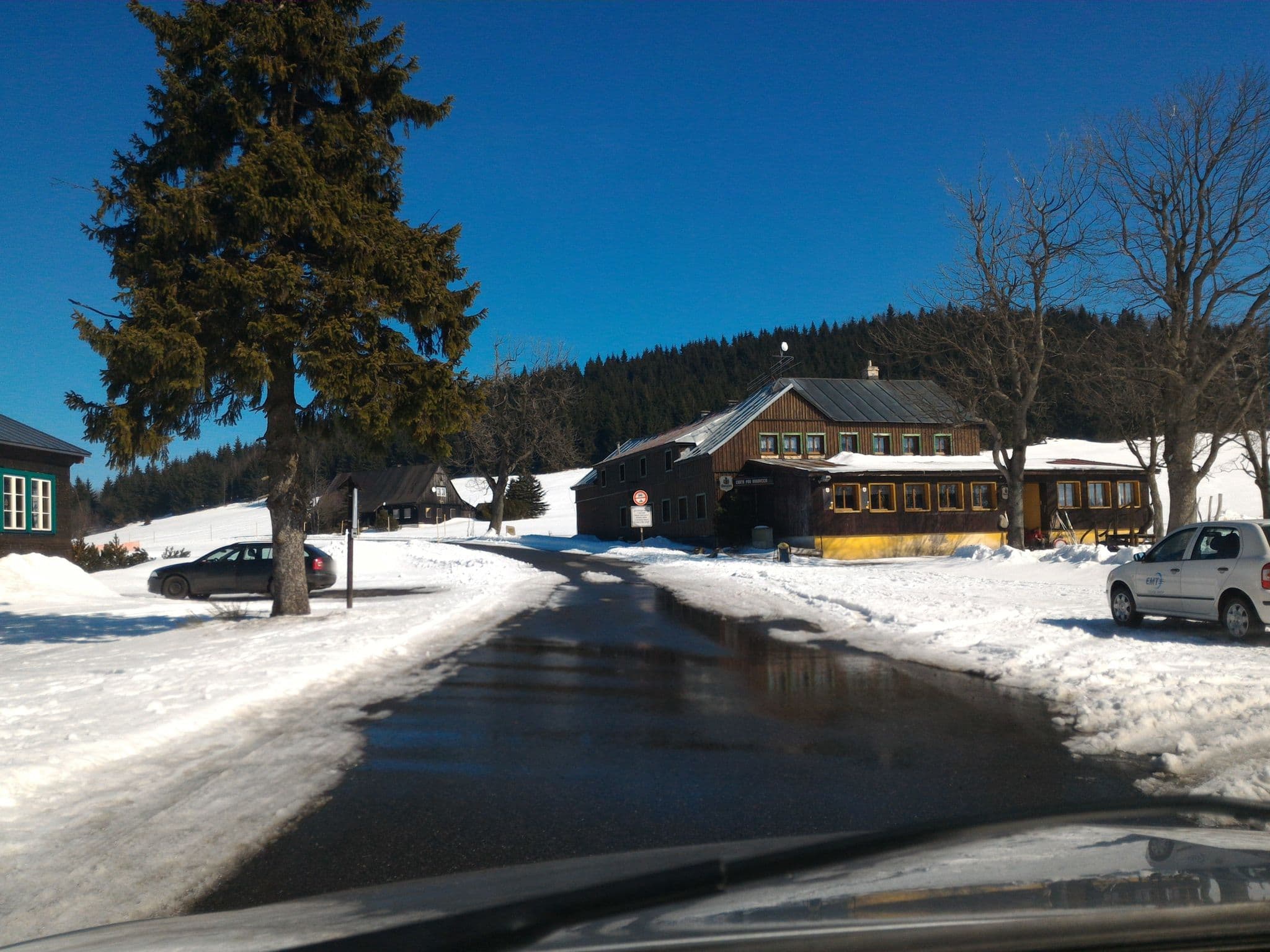 Street view near Hospoda na Jizerce, Kořenov — © fell3 (CC BY-SA · Mapillary)