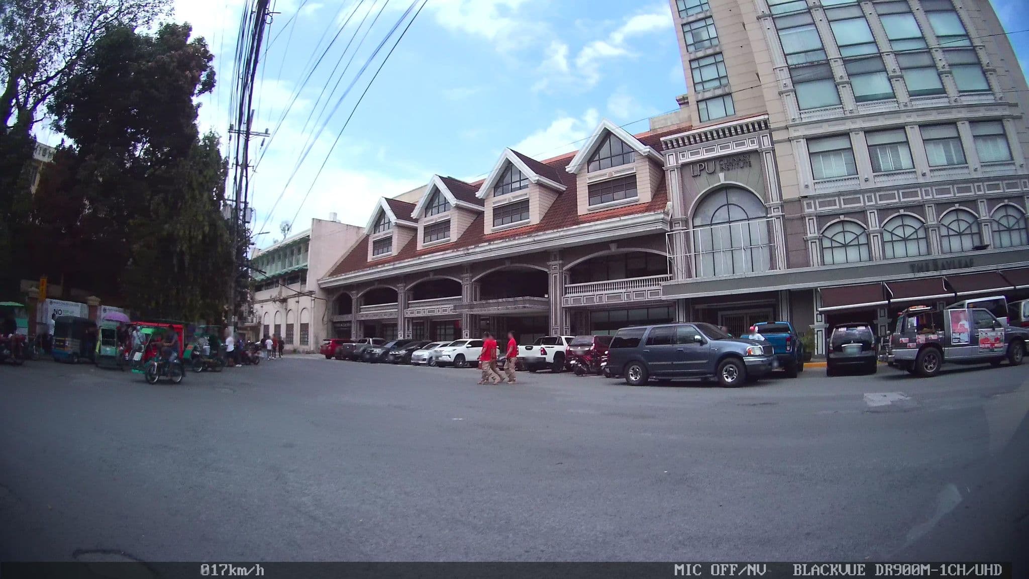 Street view near The Bayleaf Hotel, Quiapo — © kaart_4 (CC BY-SA · Mapillary)