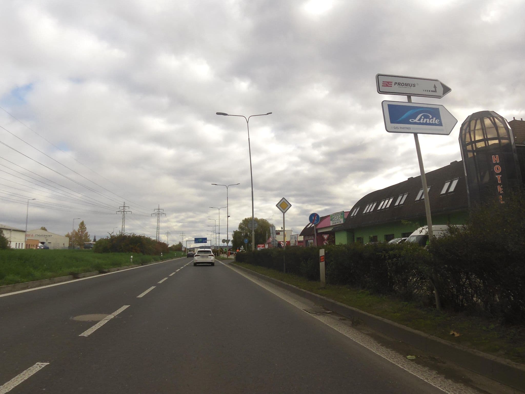 Street view near Bestar, Kosmonosy — © fell3 (CC BY-SA · Mapillary)