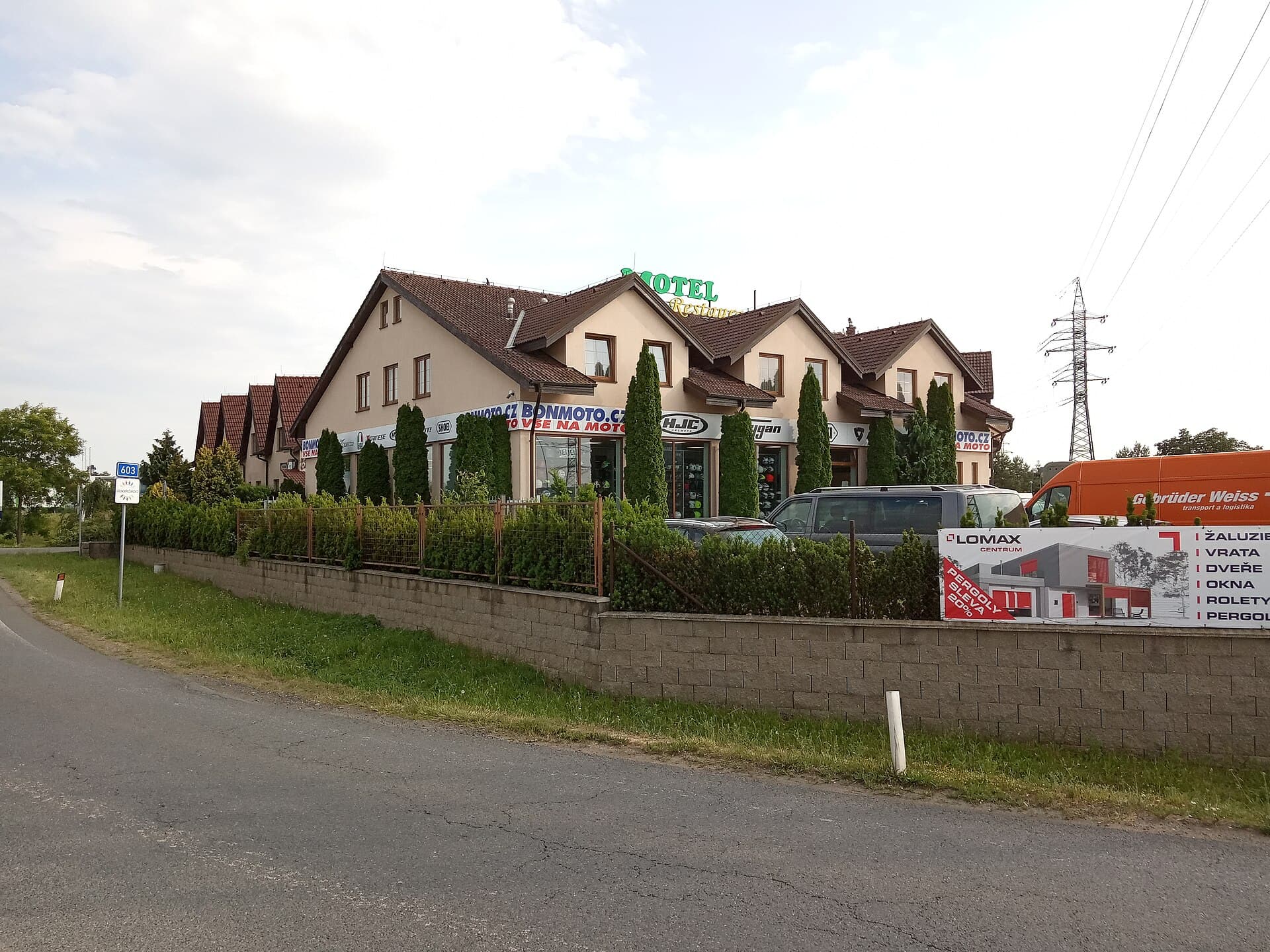 Motel U Krbu (via Wikimedia Commons, CC BY-SA 4.0)