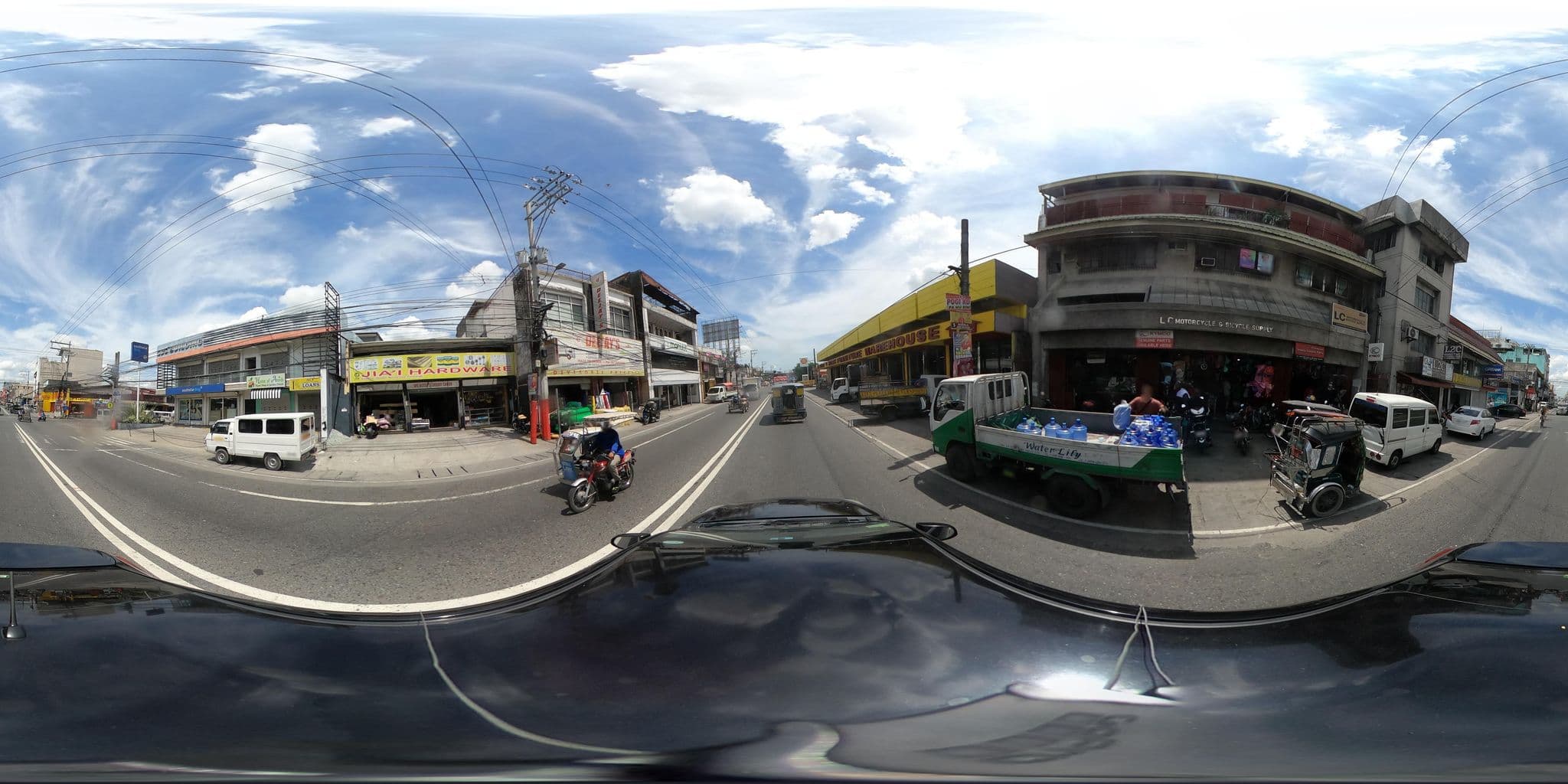 Street view near Seinpost Hotel, Angeles City — © kaart_360 (CC BY-SA · Mapillary)