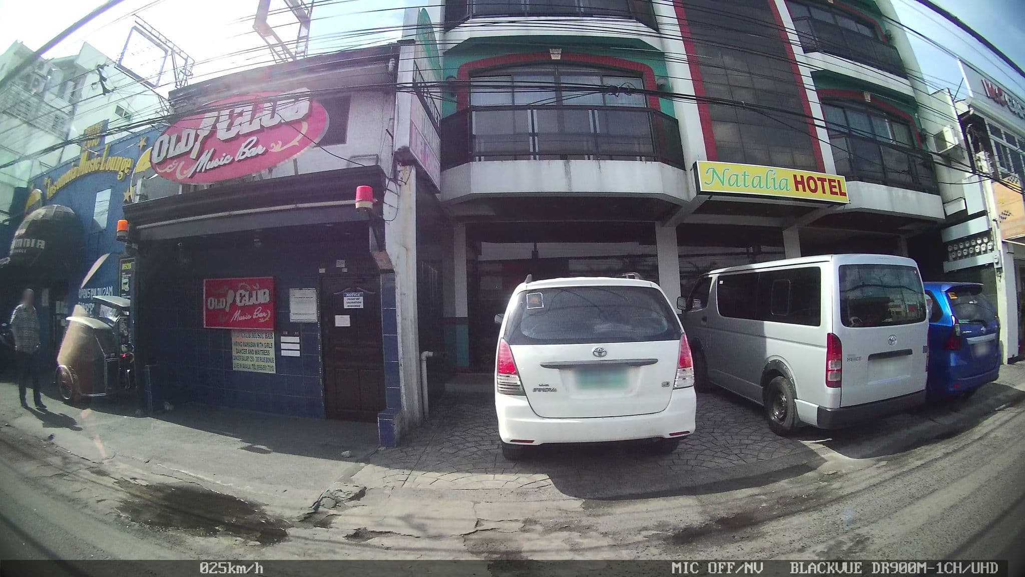 Street view near Kokomo's Hotel & Restaurant Angeles City, Balibago — © kaart_2 (CC BY-SA · Mapillary)