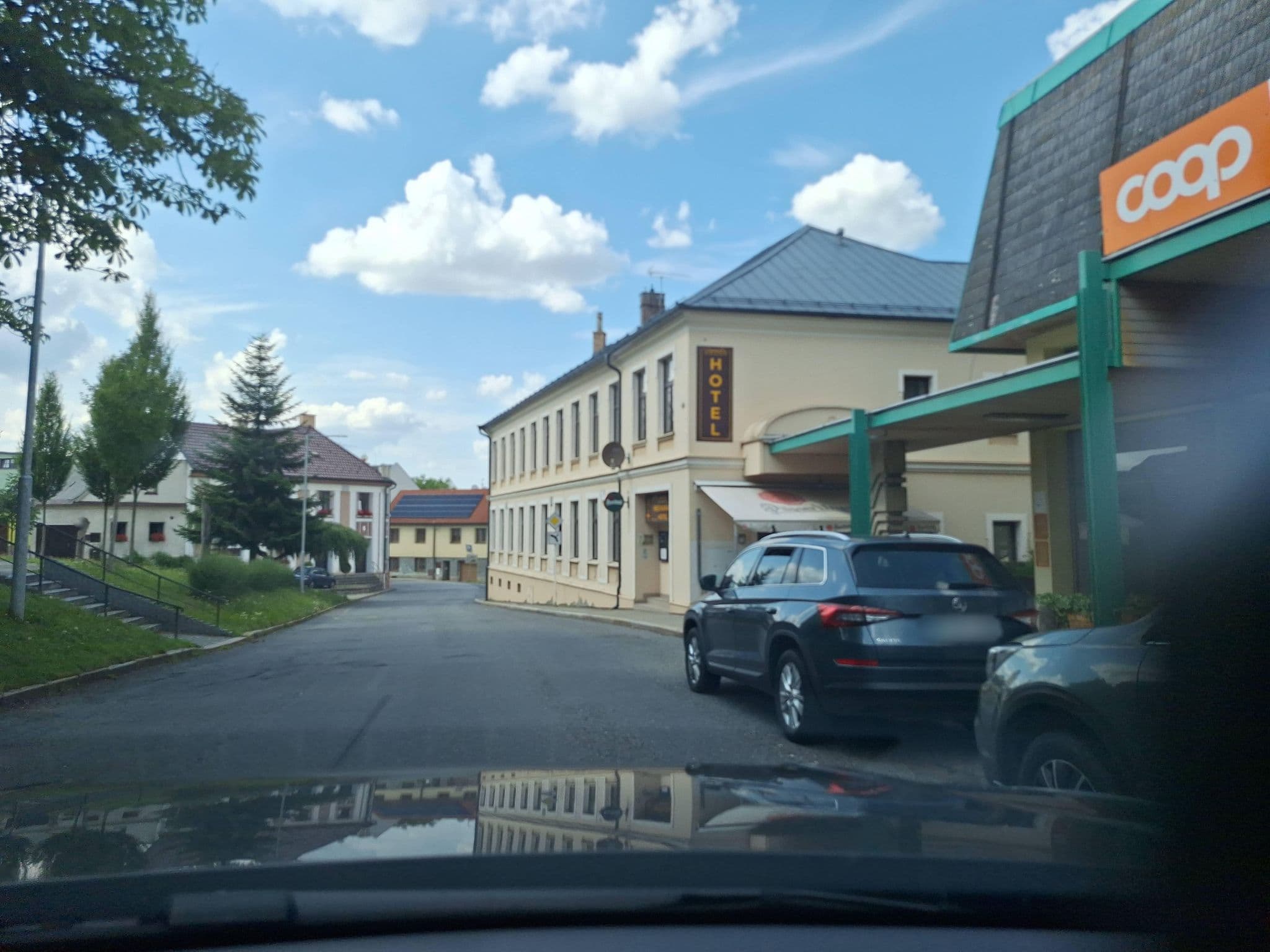 Street view near Apartmány Bystré, Bystré — © gob (CC BY-SA · Mapillary)