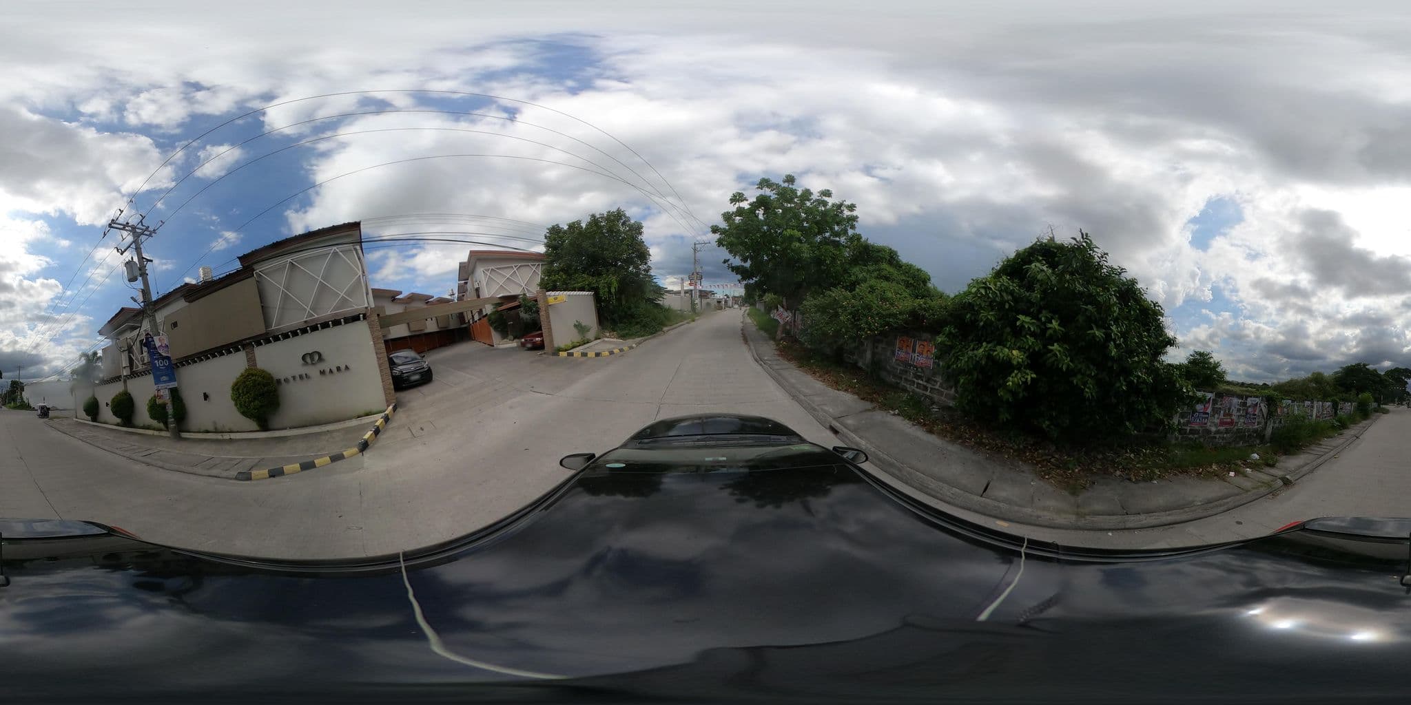 Street view near Mara Hotel, Magliman — © kaart_360 (CC BY-SA · Mapillary)