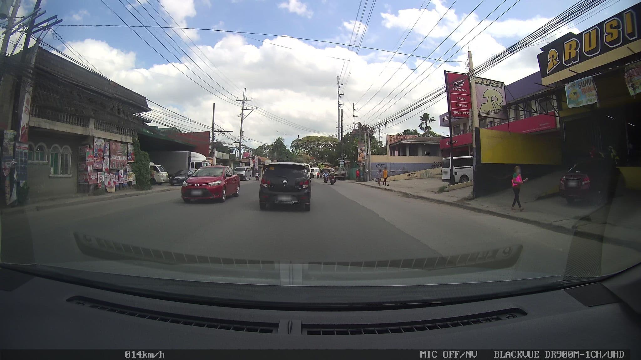 Street view near Hollywood Suites and Resort, Sulucan — © kaart_2 (CC BY-SA · Mapillary)
