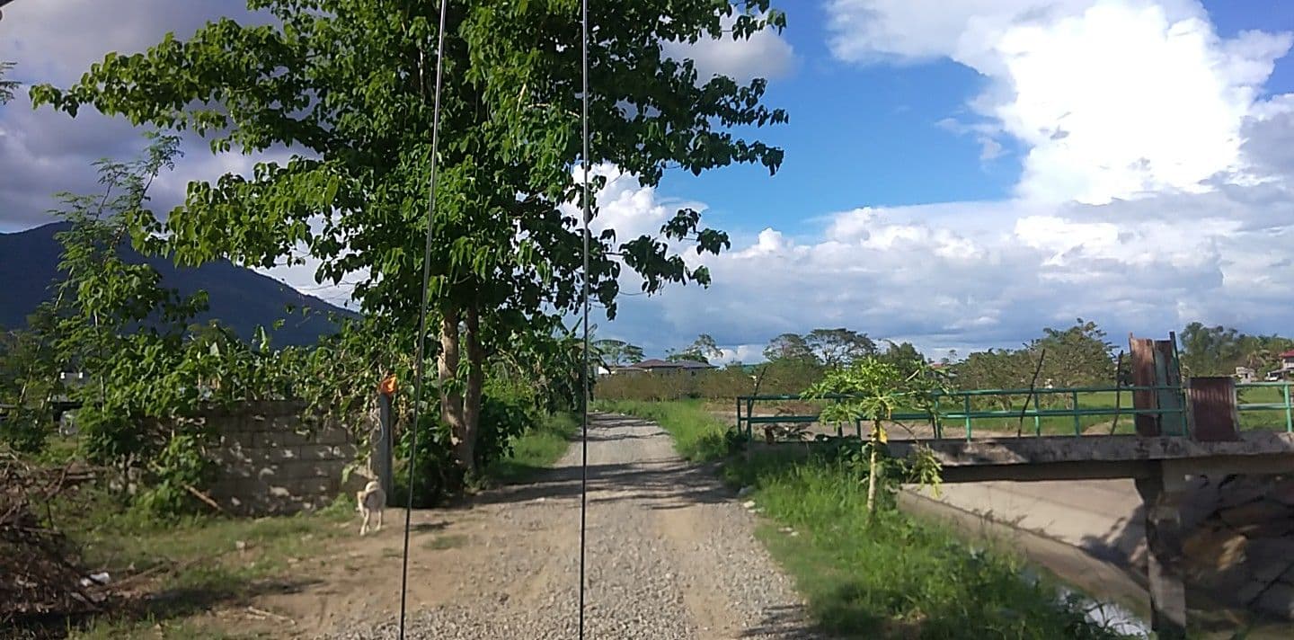 Street view near Bell’s Resort, Arayat — © mdgabriel (CC BY-SA · Mapillary)