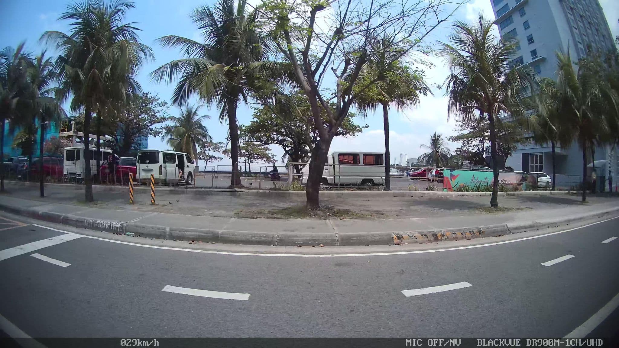 Street view near Iggy's Inn and Restaurant, Baclaran — © kaart_4 (CC BY-SA · Mapillary)
