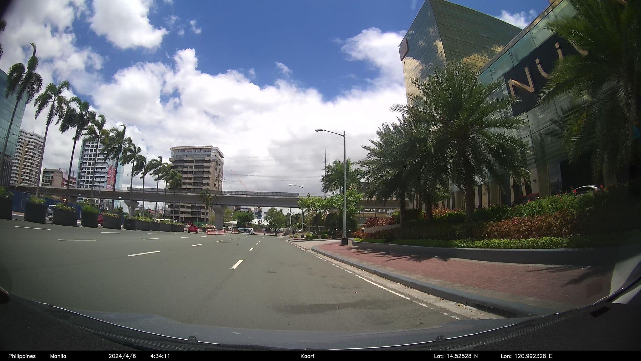 Street view near Crown Towers, Baclaran — © kaart_4 (CC BY-SA · Mapillary)