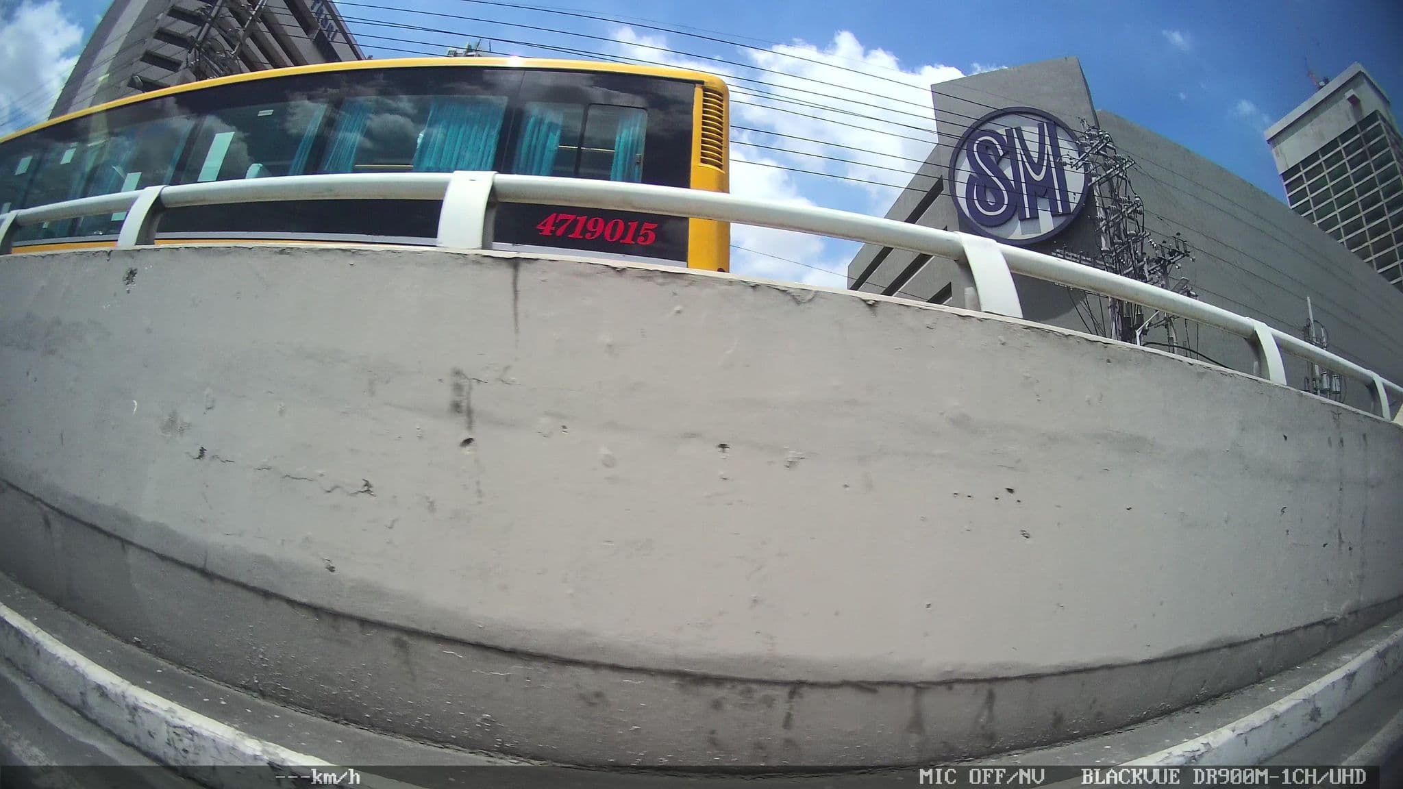 Street view near Room 554, Makati City — © kaart_4 (CC BY-SA · Mapillary)