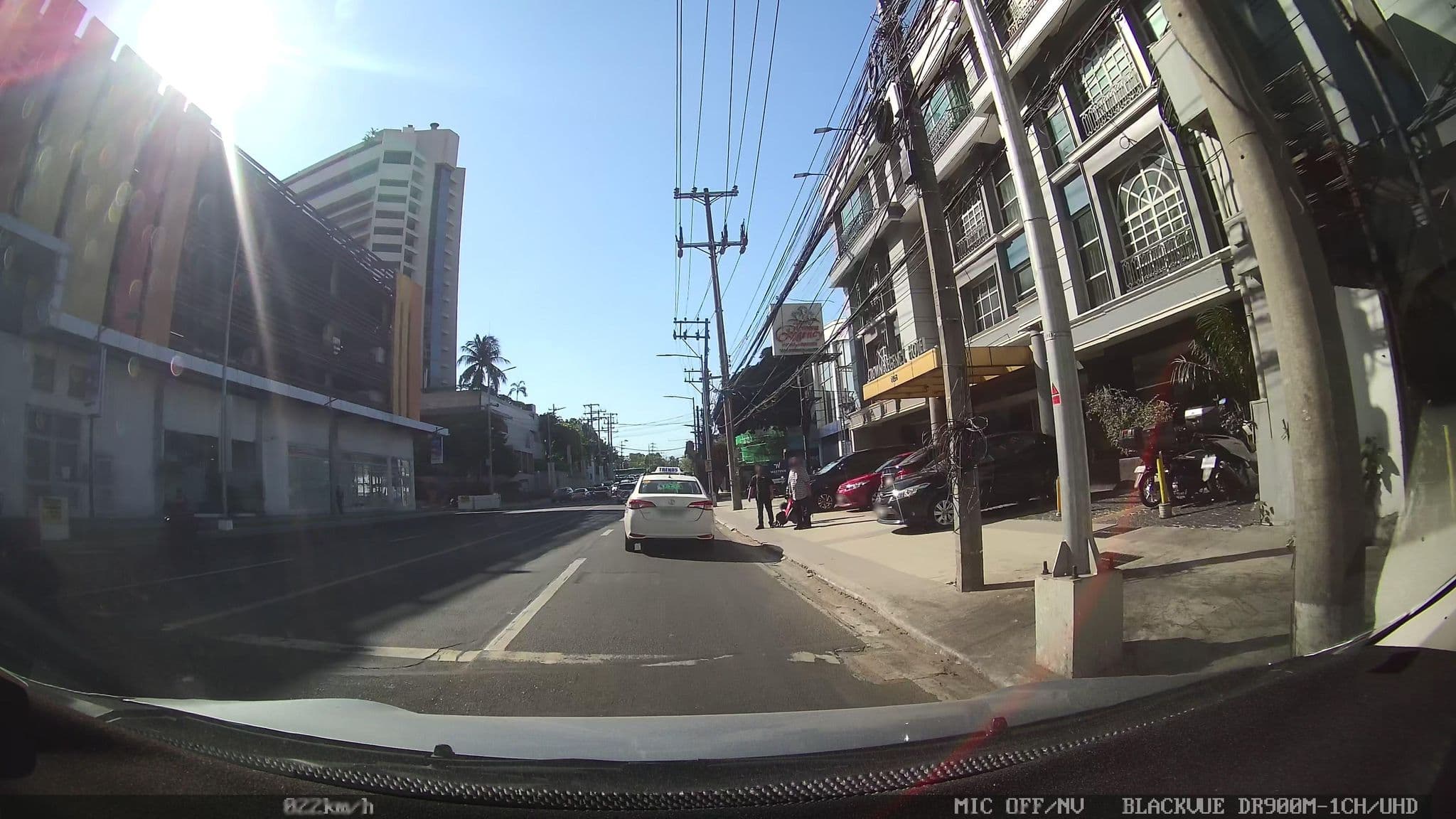 Street view near Room 1436, Makati City — © kaart_4 (CC BY-SA · Mapillary)