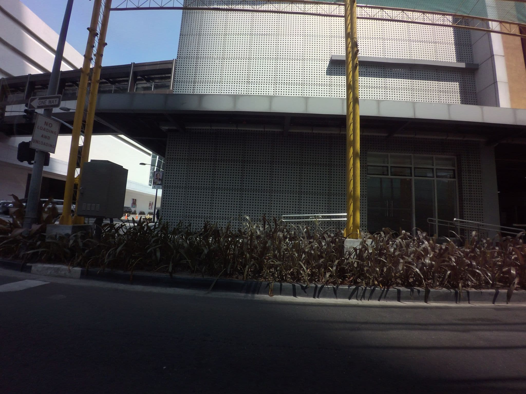 Street view near Room 1044, Makati City — © GOwin (CC BY-SA · Mapillary)