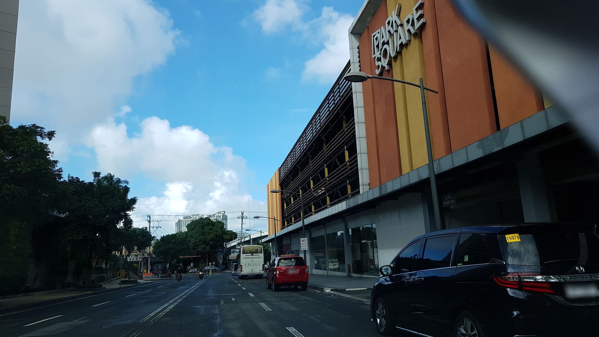 Street view near Room 1454, Makati City — © mhayd (CC BY-SA · Mapillary)