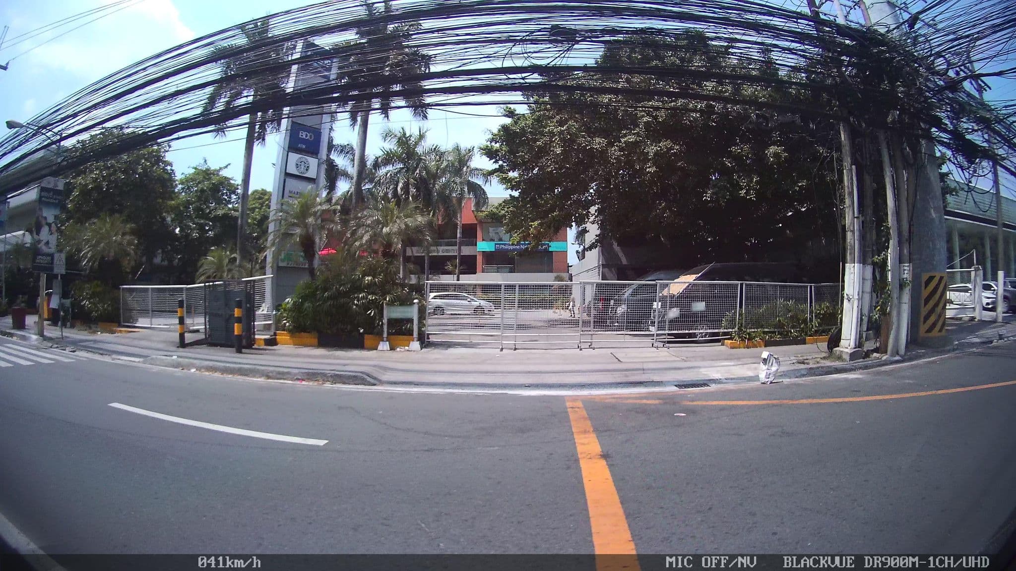 Street view near Room 1530, Makati City — © kaart_4 (CC BY-SA · Mapillary)