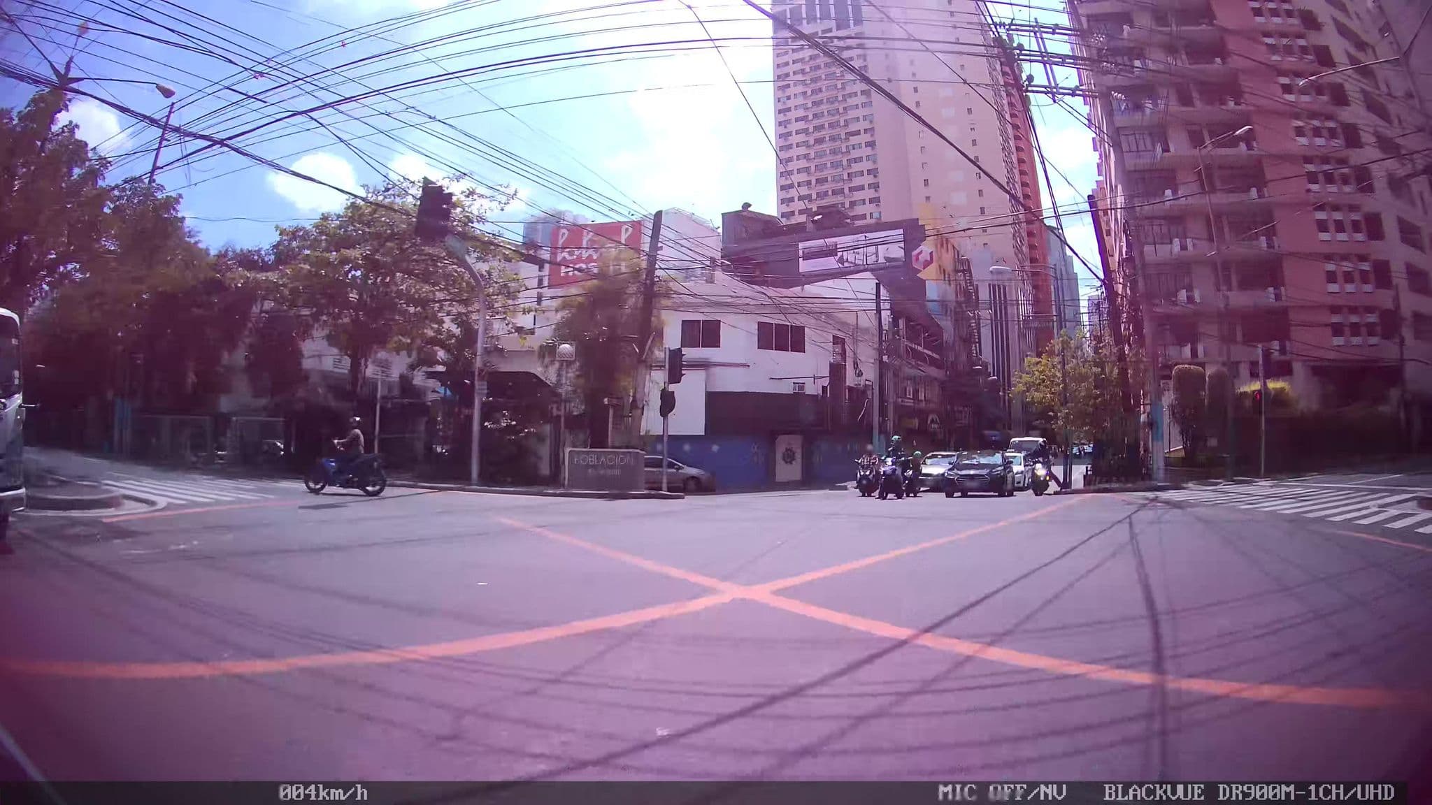 Street view near Holy Hostel, Bel Air — © kaart_4 (CC BY-SA · Mapillary)