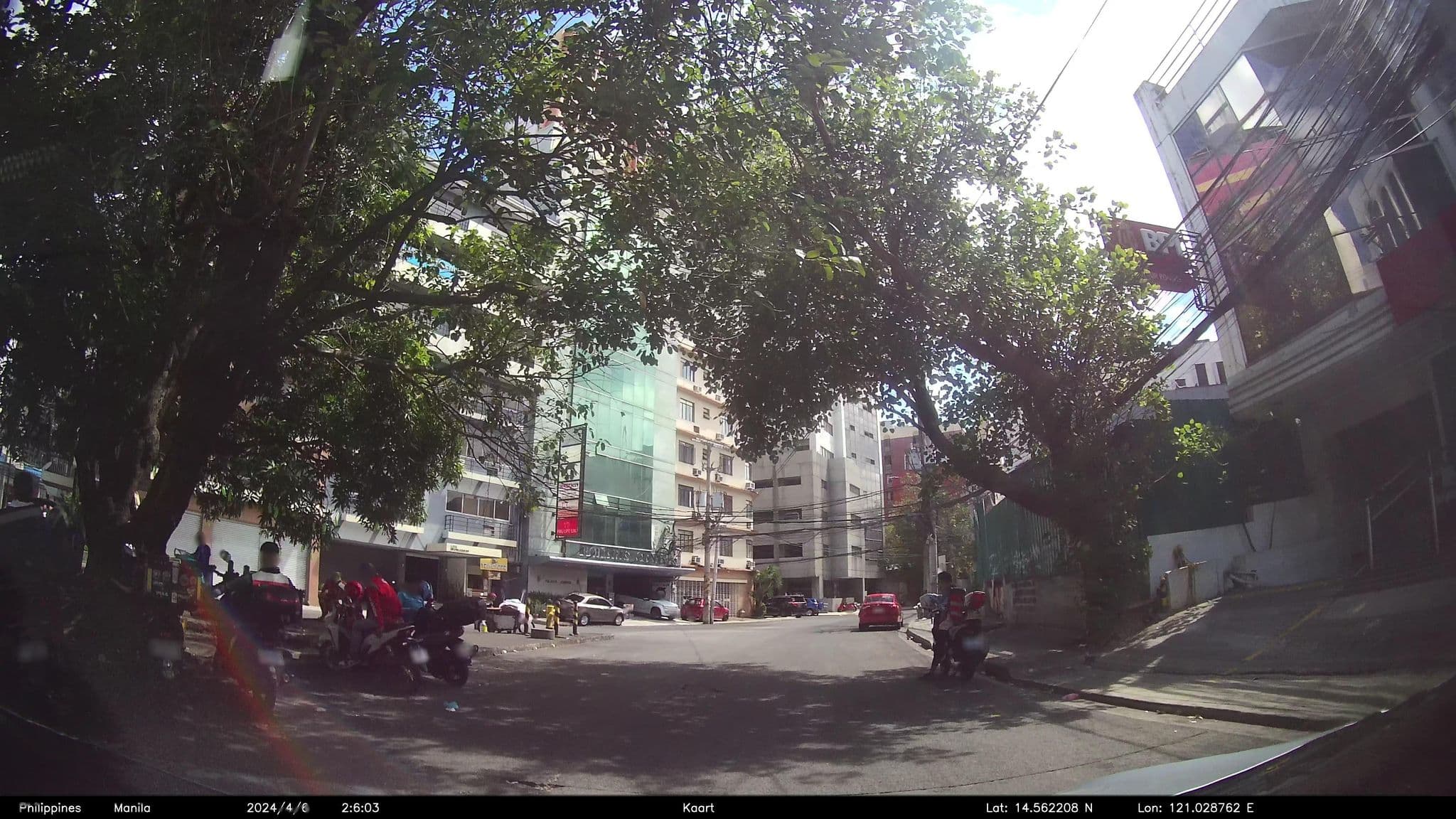 Street view near Hotel Sogo, Bel Air — © kaart_3 (CC BY-SA · Mapillary)