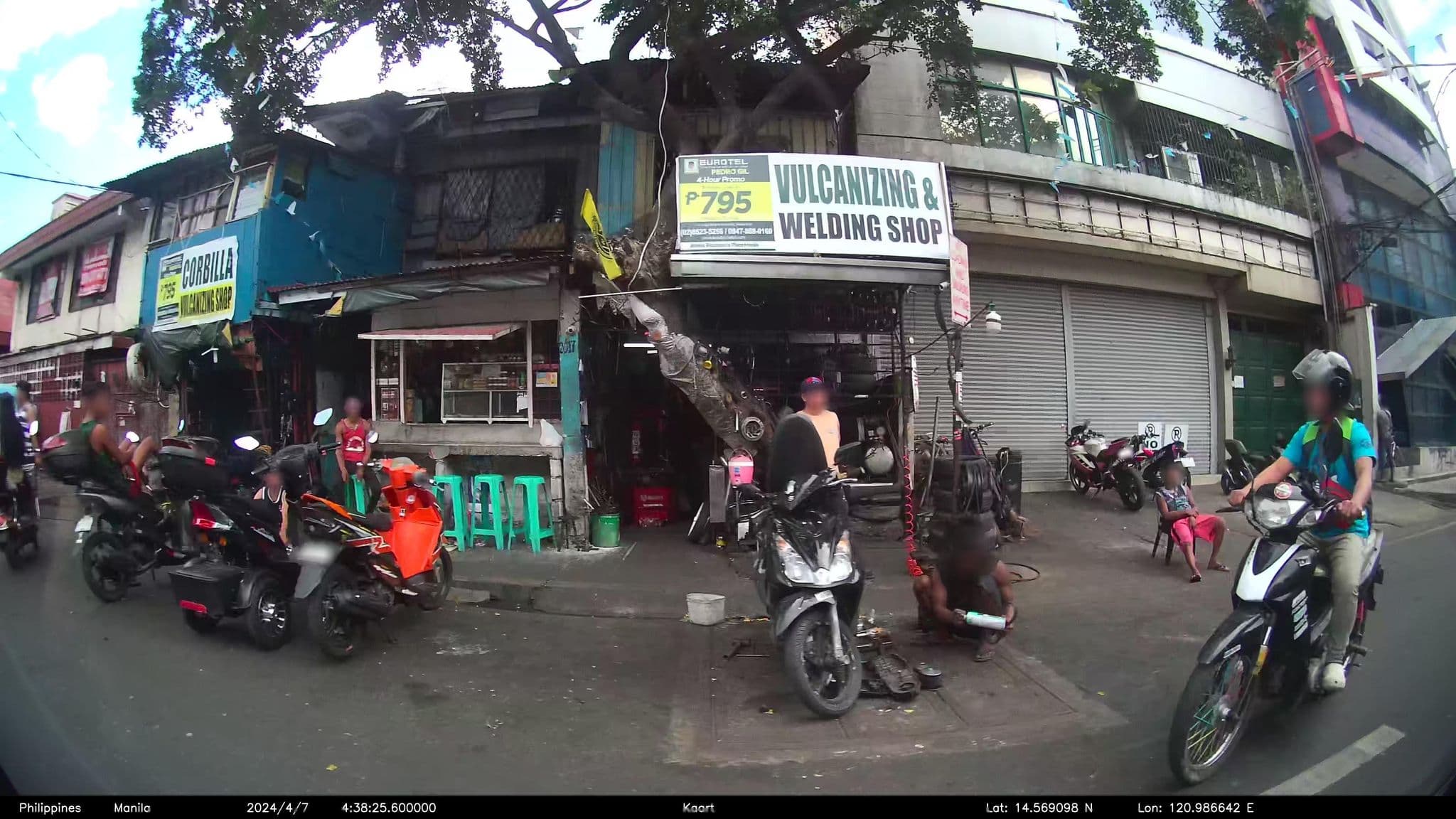 Street view near Casa de Antonio Pension Inn And Coffee Shop, Paco — © kaart_4 (CC BY-SA · Mapillary)
