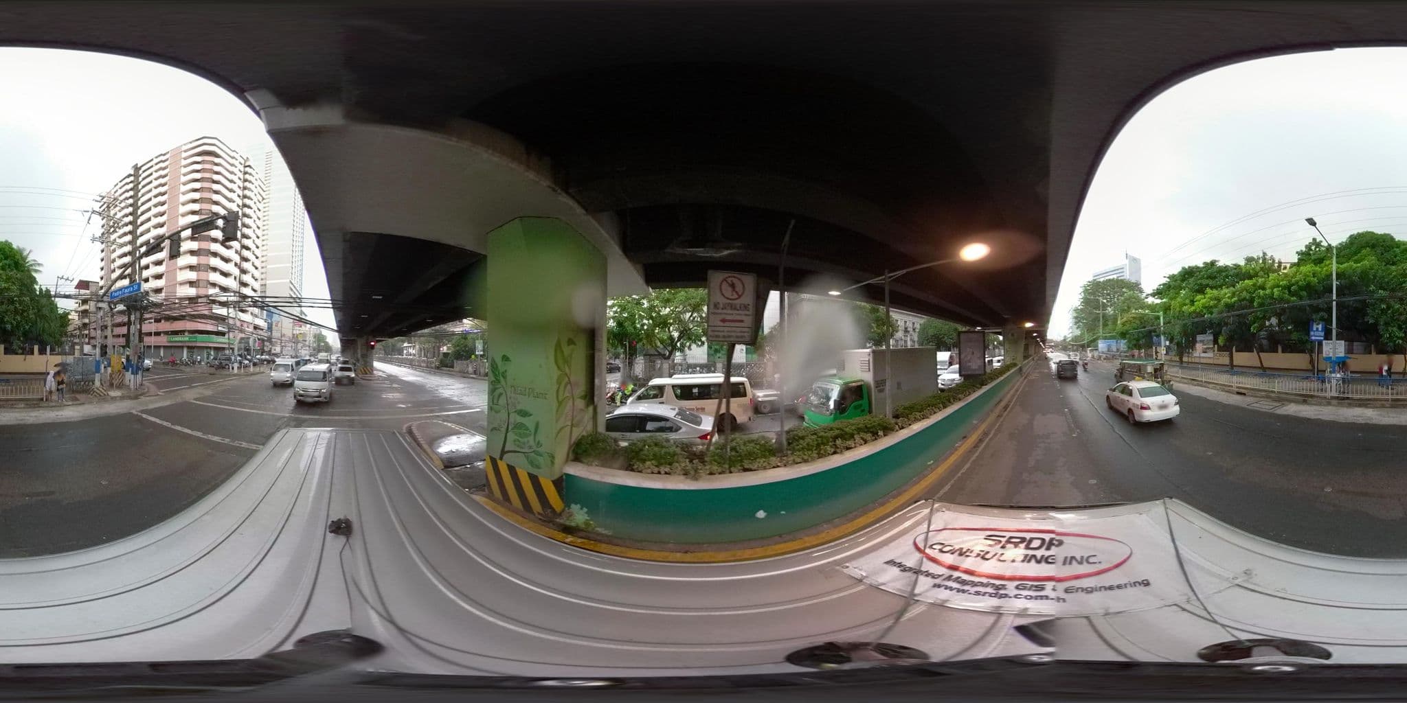 Street view near Padre Faura Condo Apartments at Robinson's Place, Paco — © srdpmapping (CC BY-SA · Mapillary)