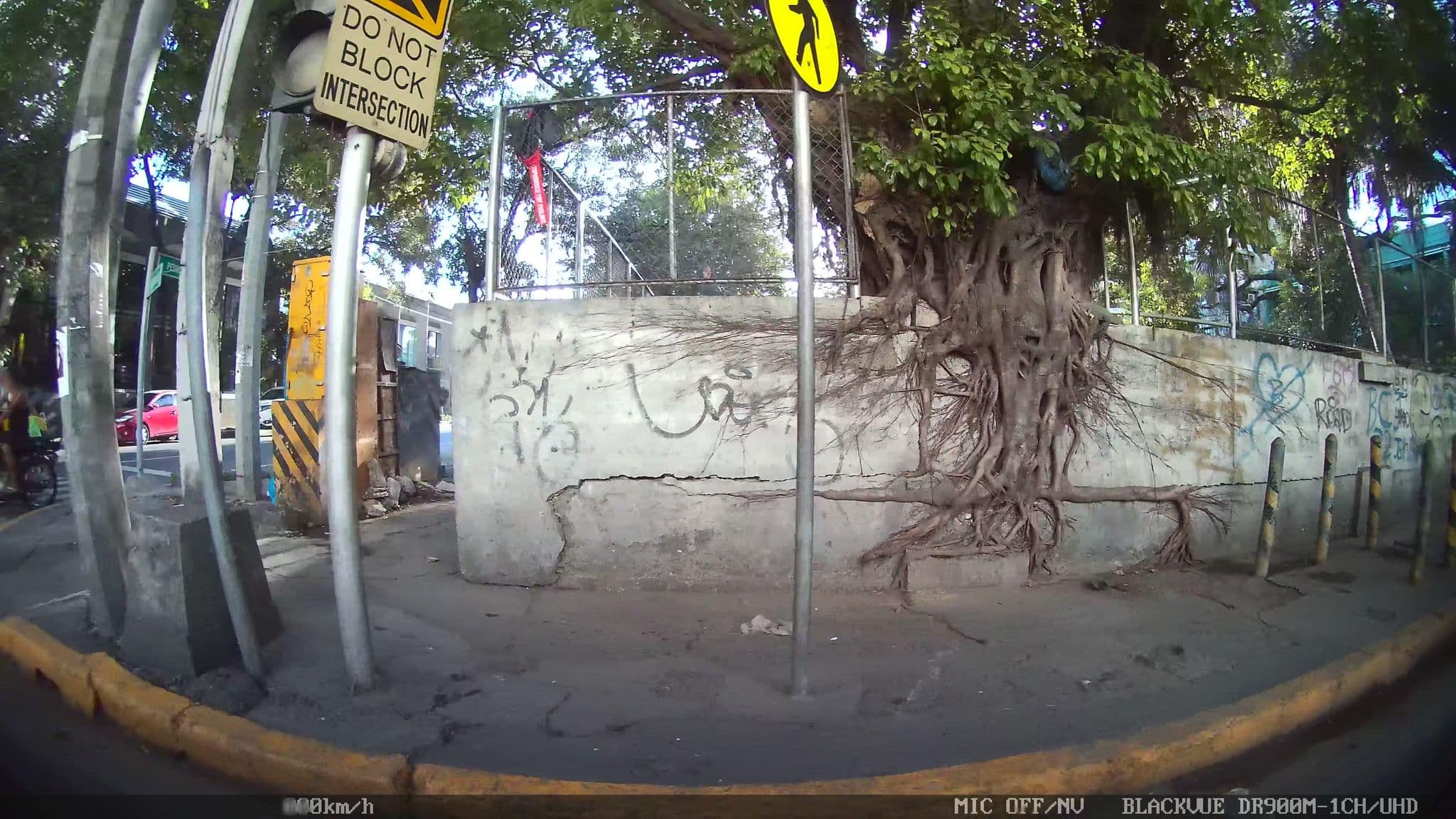 Street view near Bayview, Paco — © kaart_4 (CC BY-SA · Mapillary)