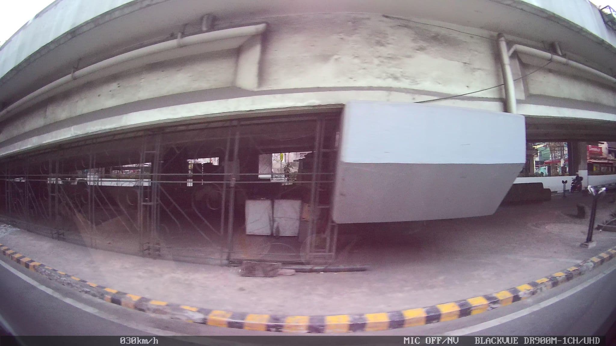 Street view near The Fort Budget Hotel, Makati City — © kaart_4 (CC BY-SA · Mapillary)