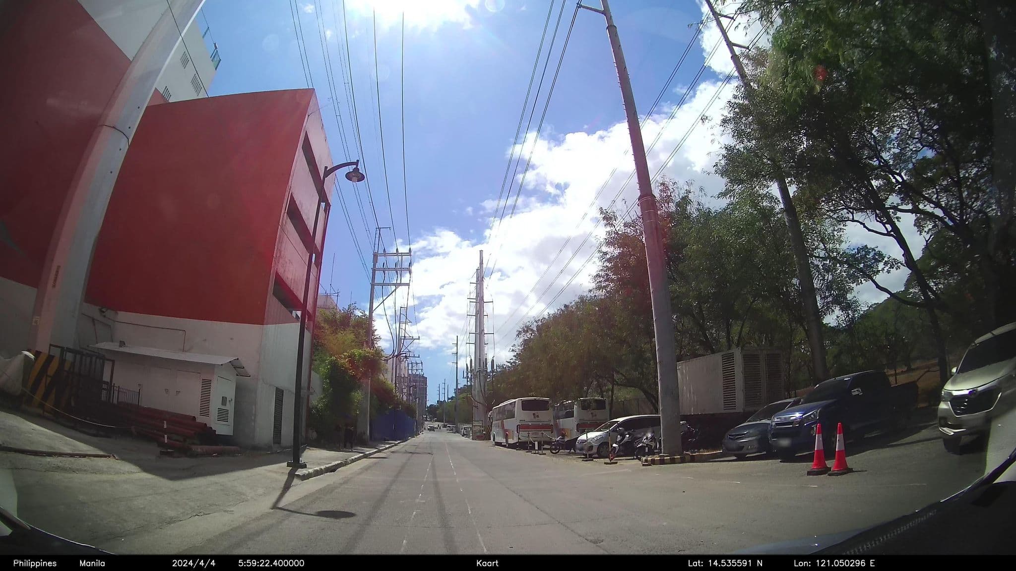 Street view near IGTSleeping Quarters, Makati City — © kaart_4 (CC BY-SA · Mapillary)