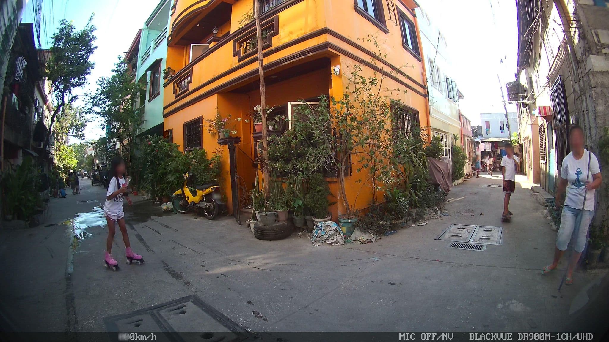 Street view near Lion's Bassinet, Pateros — © kaart_360 (CC BY-SA · Mapillary)