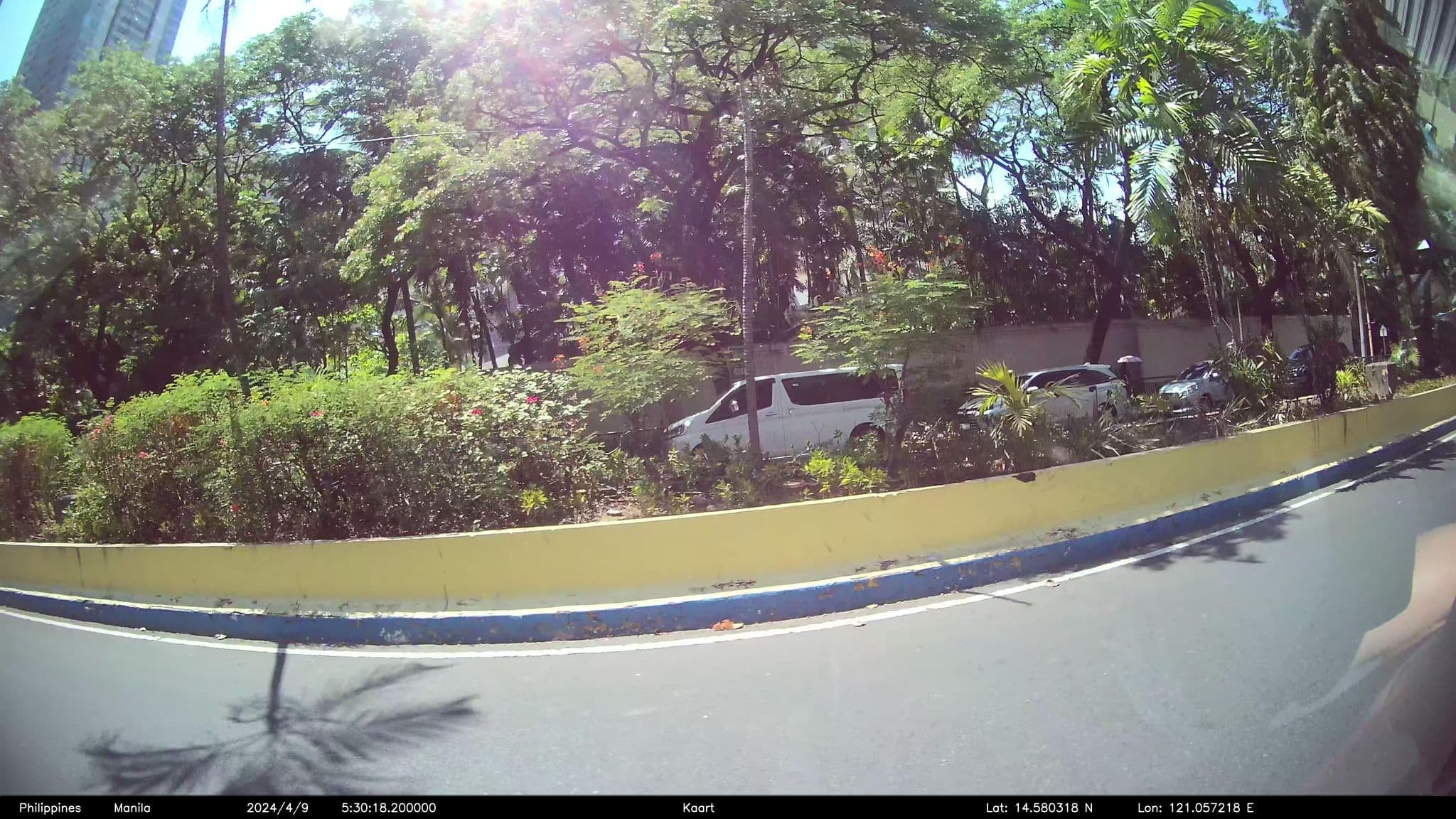 Street view near Sampaguita Room, Pasig City — © kaart_4 (CC BY-SA · Mapillary)