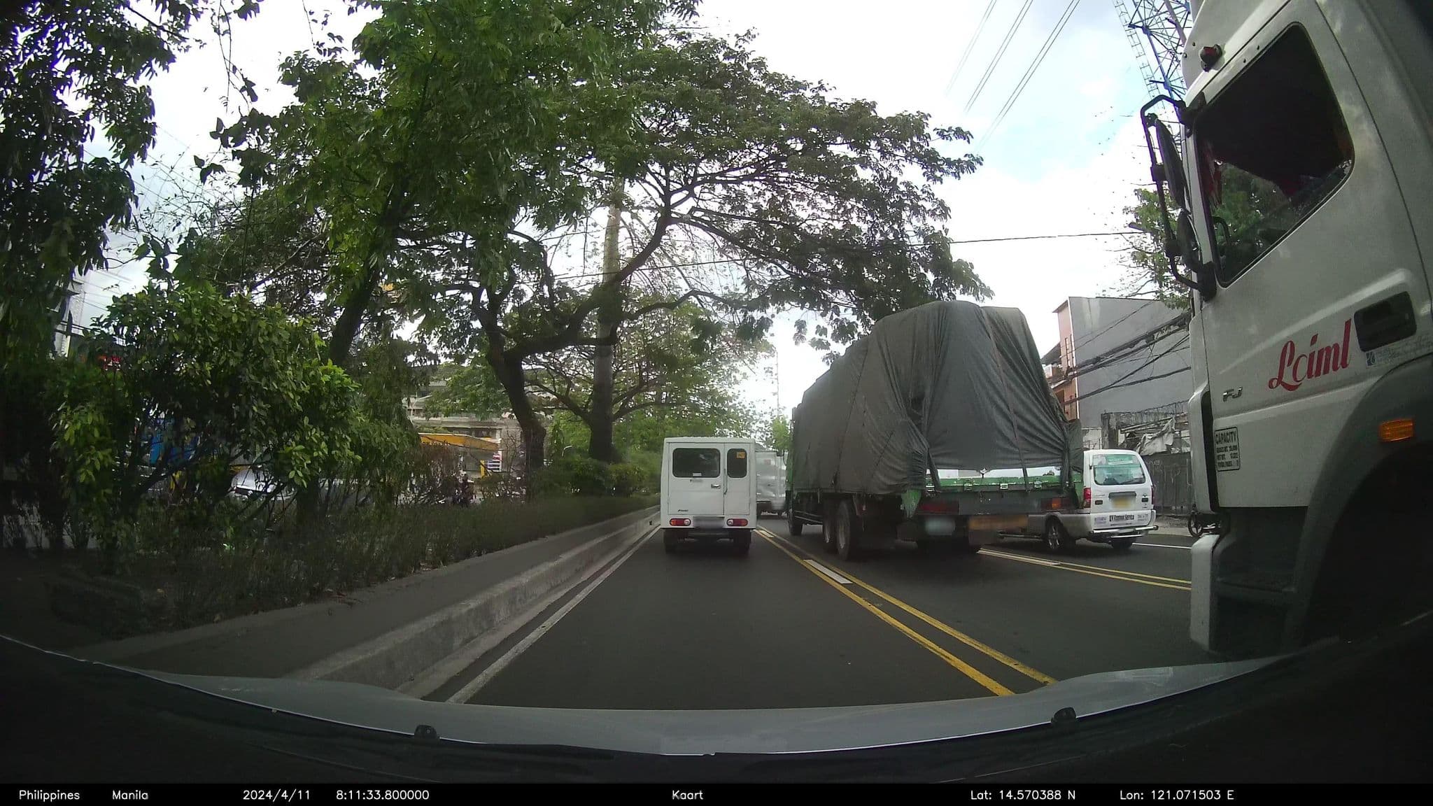 Street view near Mariposa Budget Hotel, Pasig City — © kaart_4 (CC BY-SA · Mapillary)